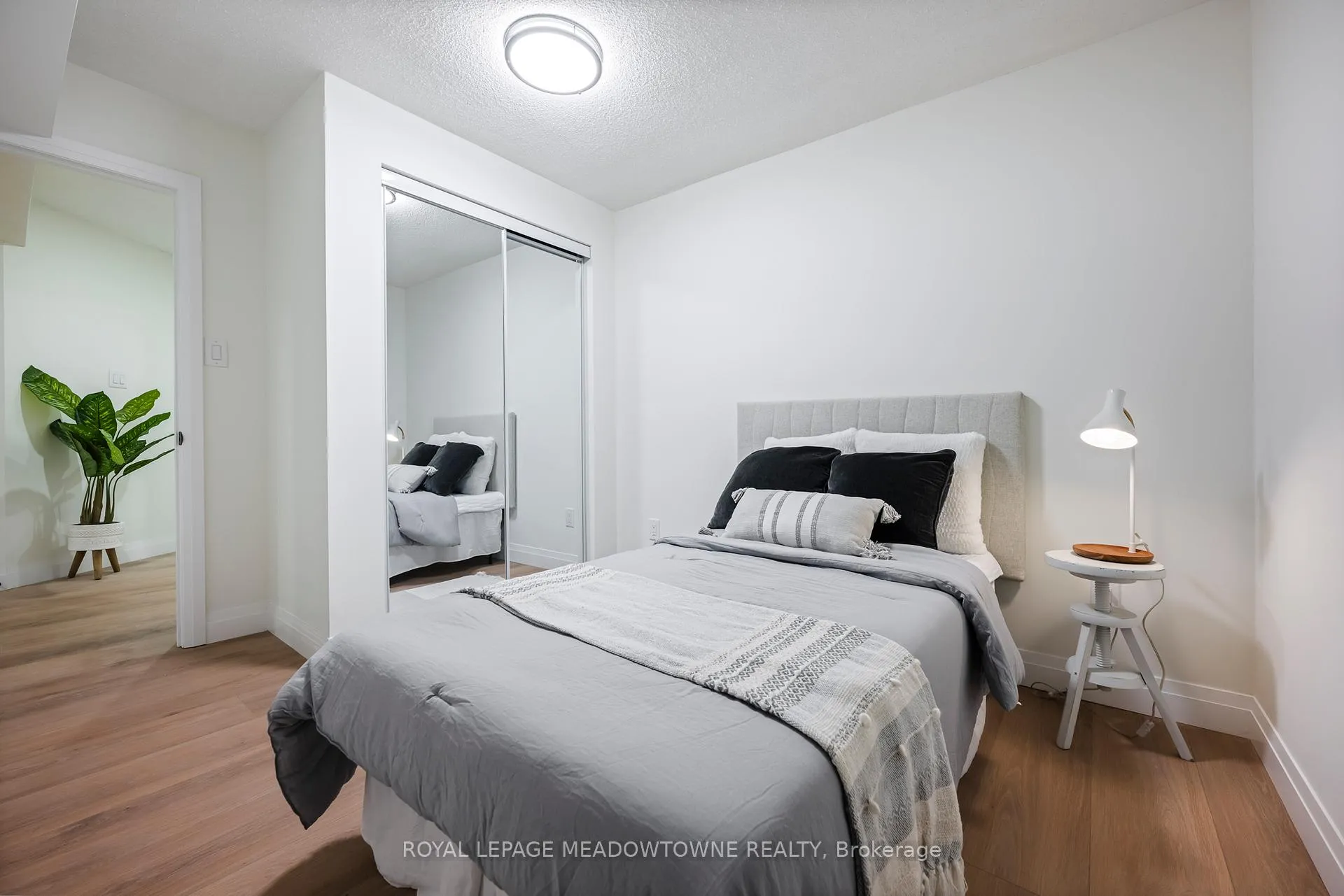 Photo 23 of 21 Leander Street, Brampton, Westgate — HOMEH