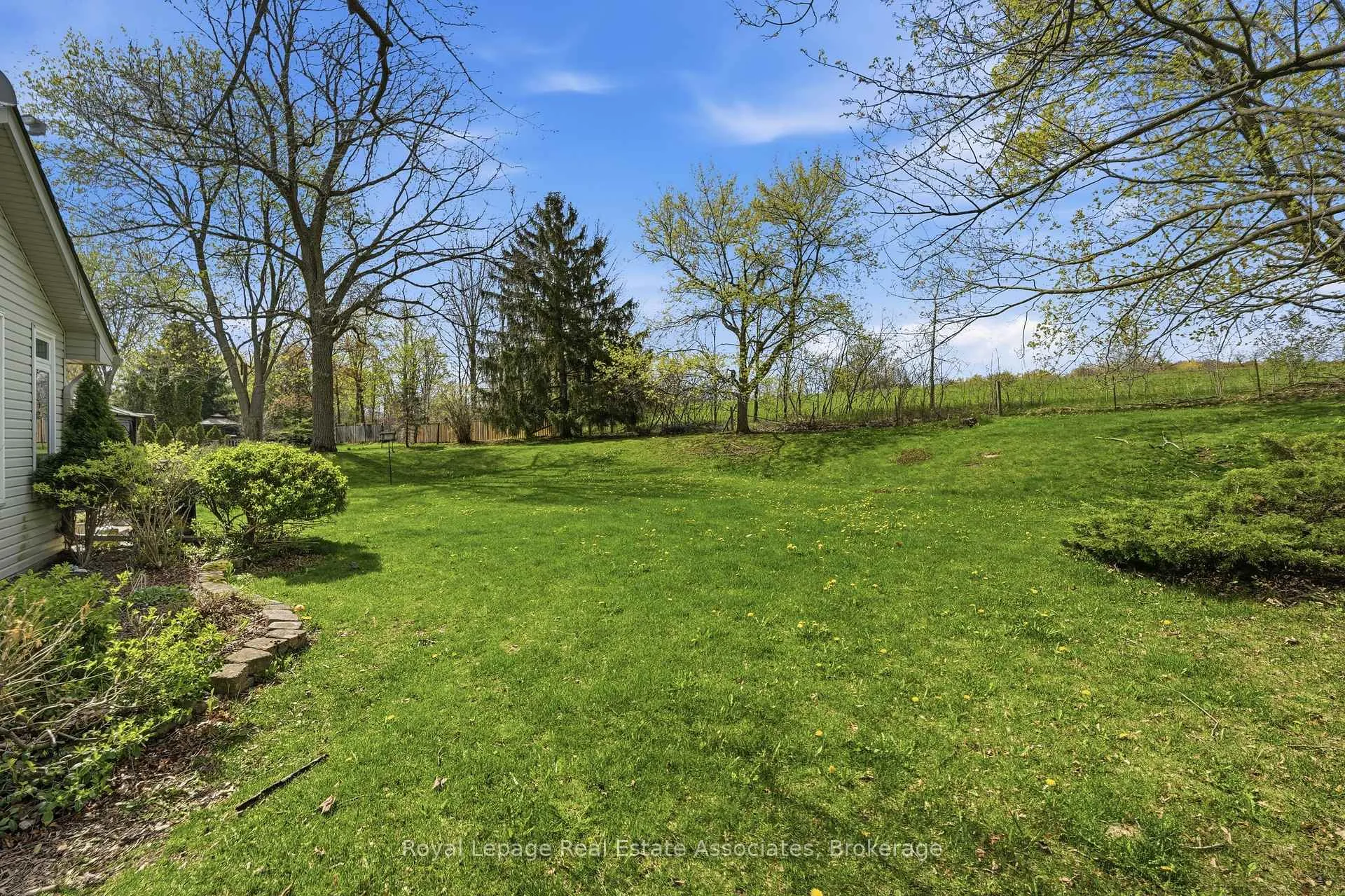 Photo 39 of 12136 6 Line, Halton Hills, Limehouse — HOMEH