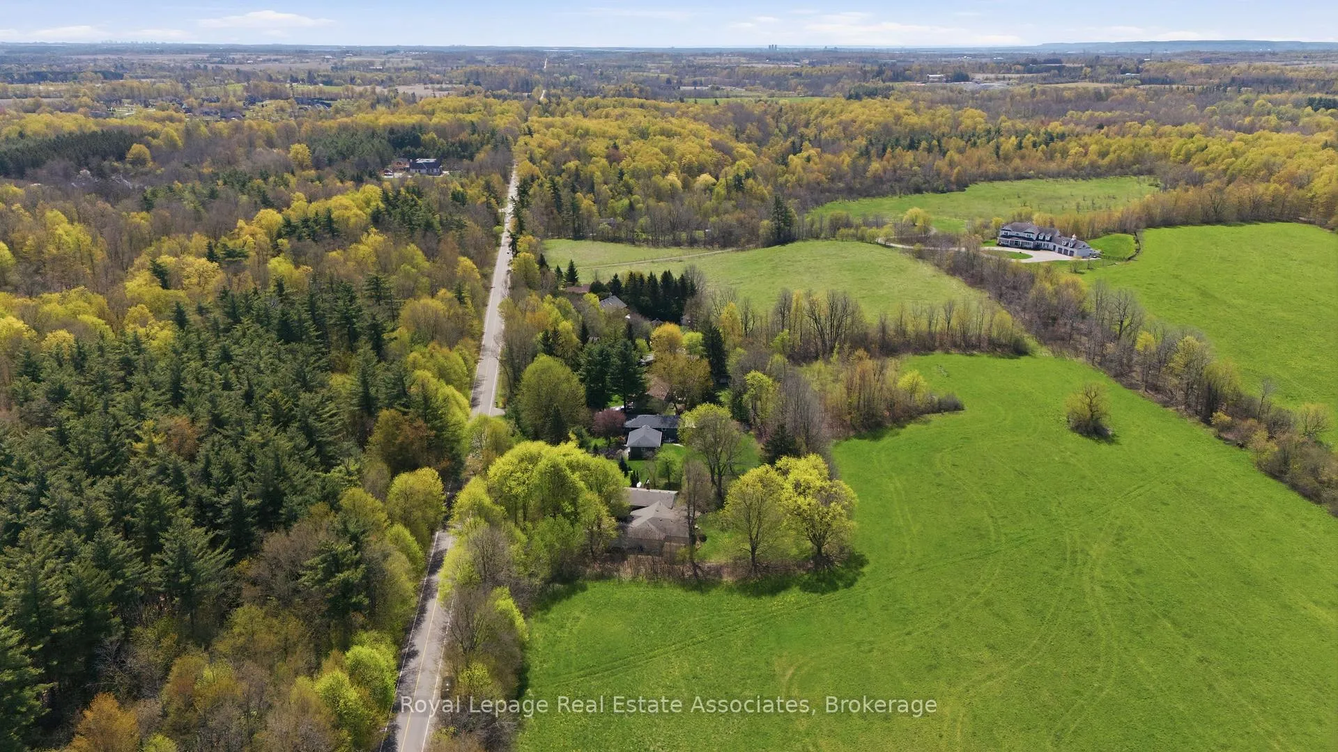 Photo 45 of 12136 6 Line, Halton Hills, Limehouse — HOMEH