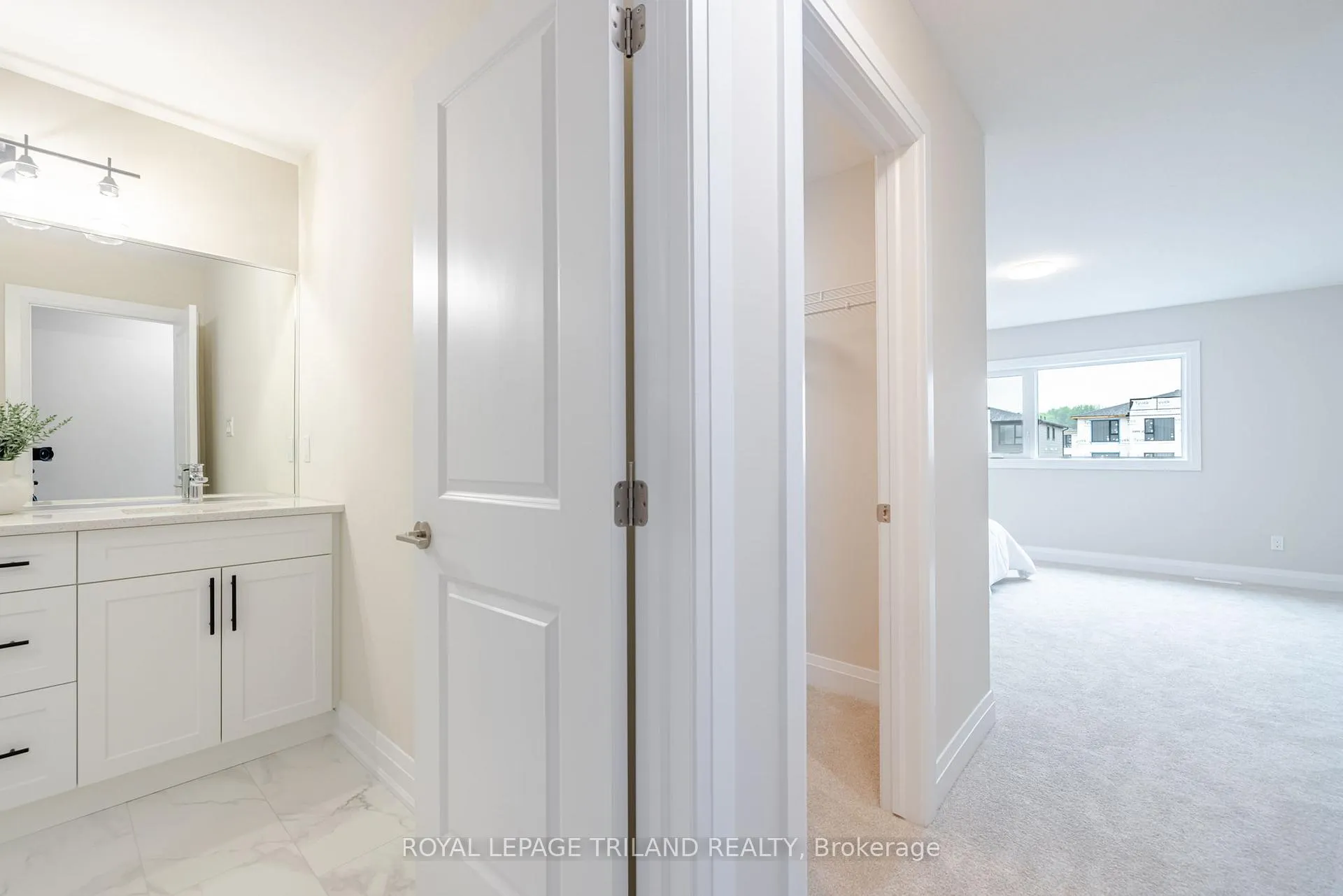 Photo 23 of 778 Banyan Lane, London, North E — HOMEH