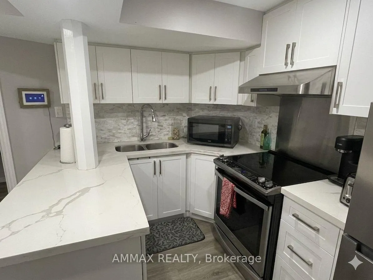 Photo 6 of 552 Steeple Hill, Pickering, Woodlands — HOMEH