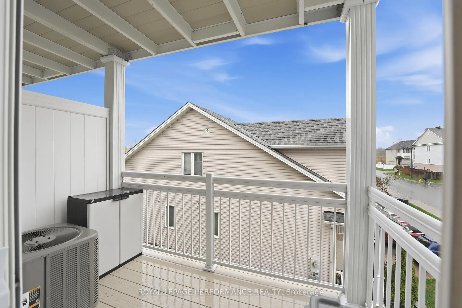 Photo 21 of 302 Galston, Ottawa, Mer Bleue/Bradley Estates/Anderson Park — HOMEH