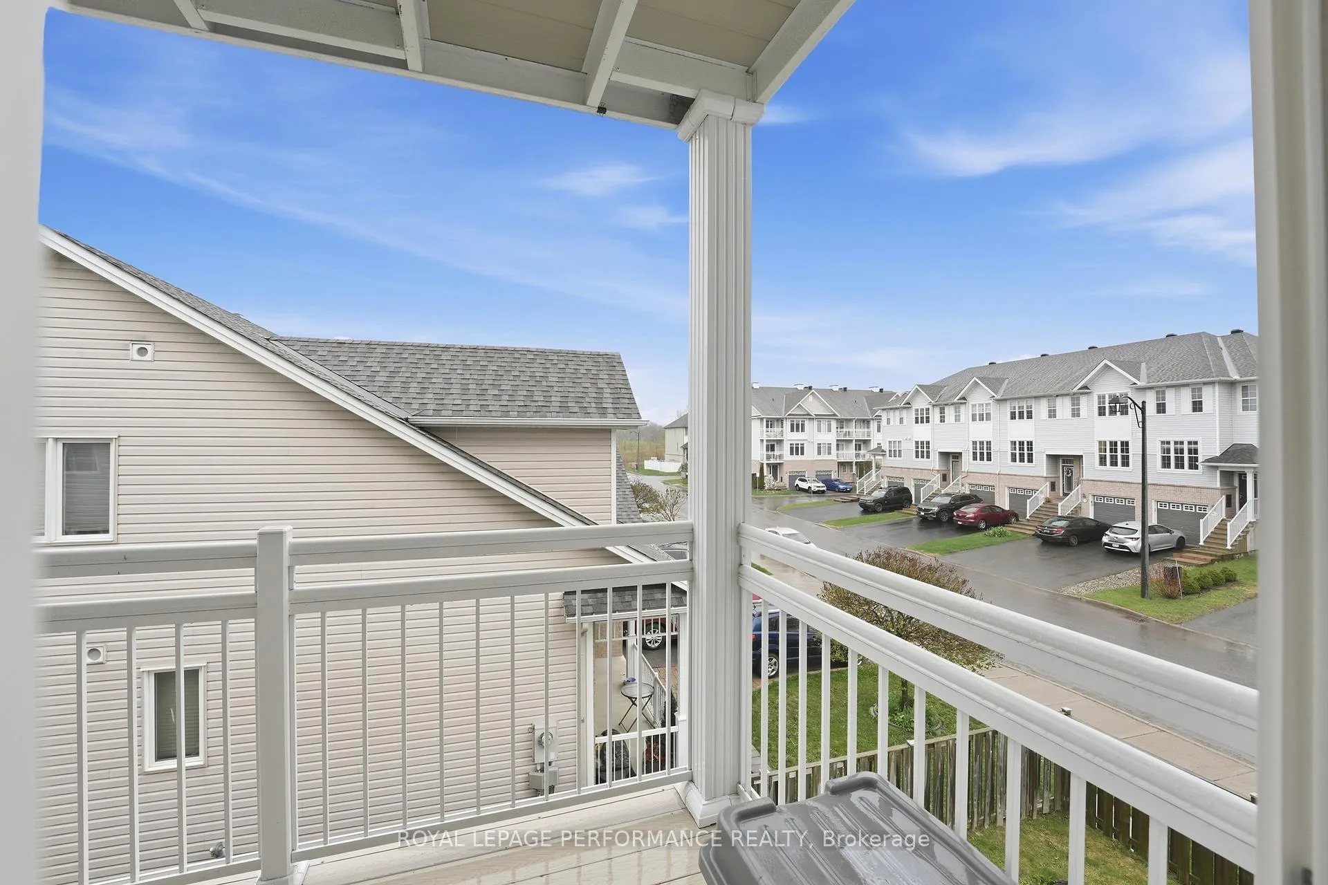 Photo 22 of 302 Galston, Ottawa, Mer Bleue/Bradley Estates/Anderson Park — HOMEH
