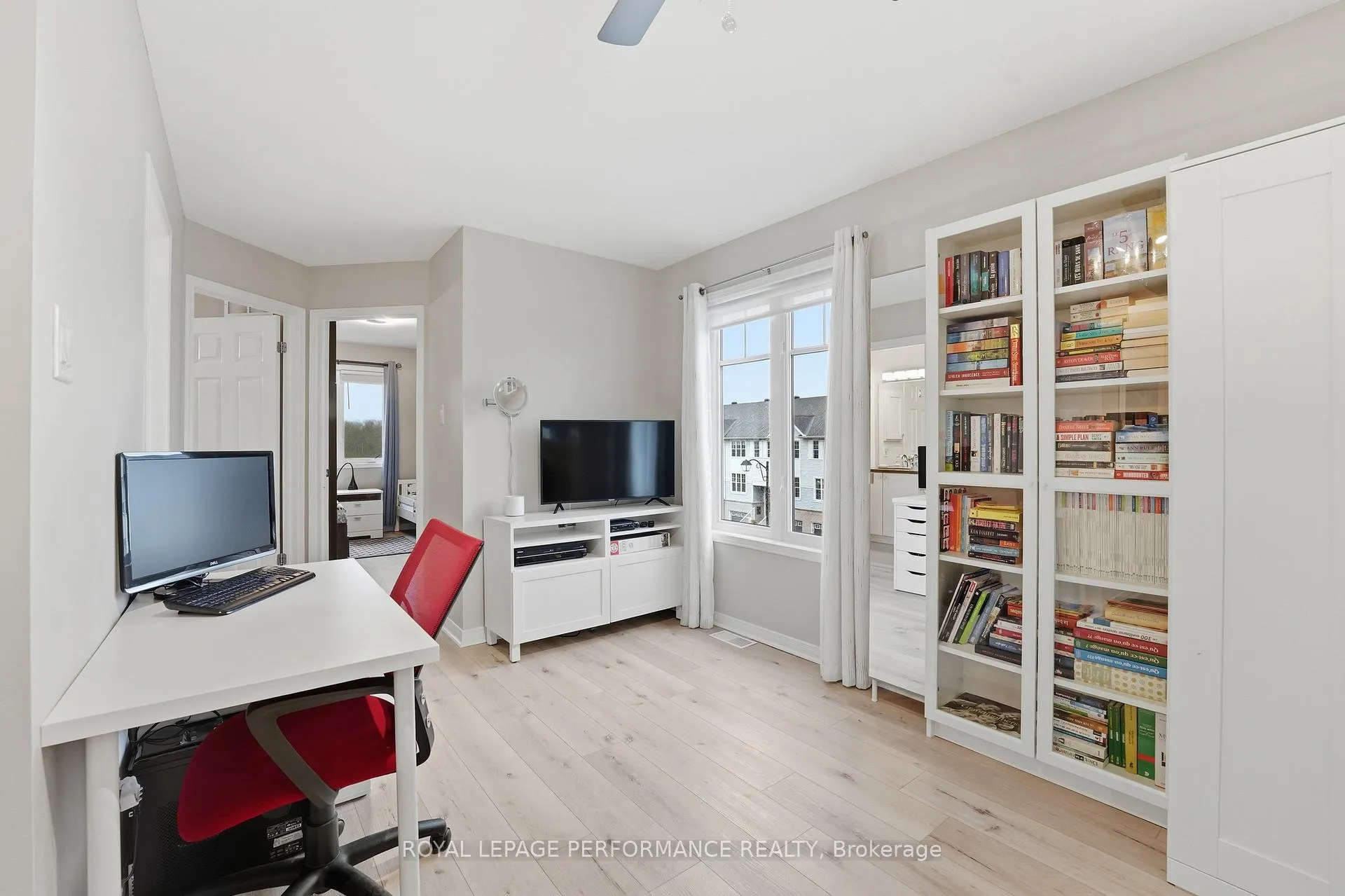 Photo 26 of 302 Galston, Ottawa, Mer Bleue/Bradley Estates/Anderson Park — HOMEH