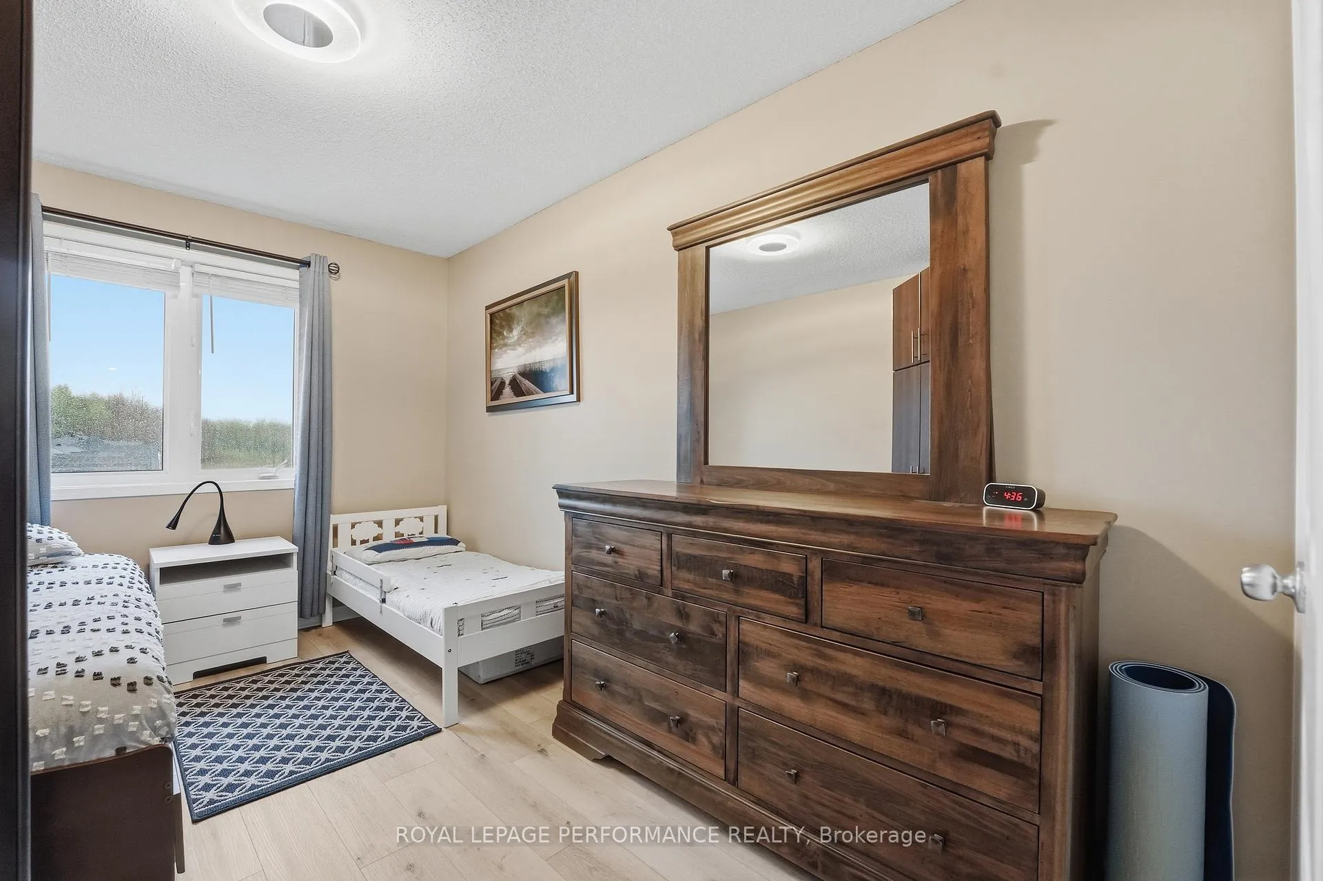 Photo 30 of 302 Galston, Ottawa, Mer Bleue/Bradley Estates/Anderson Park — HOMEH
