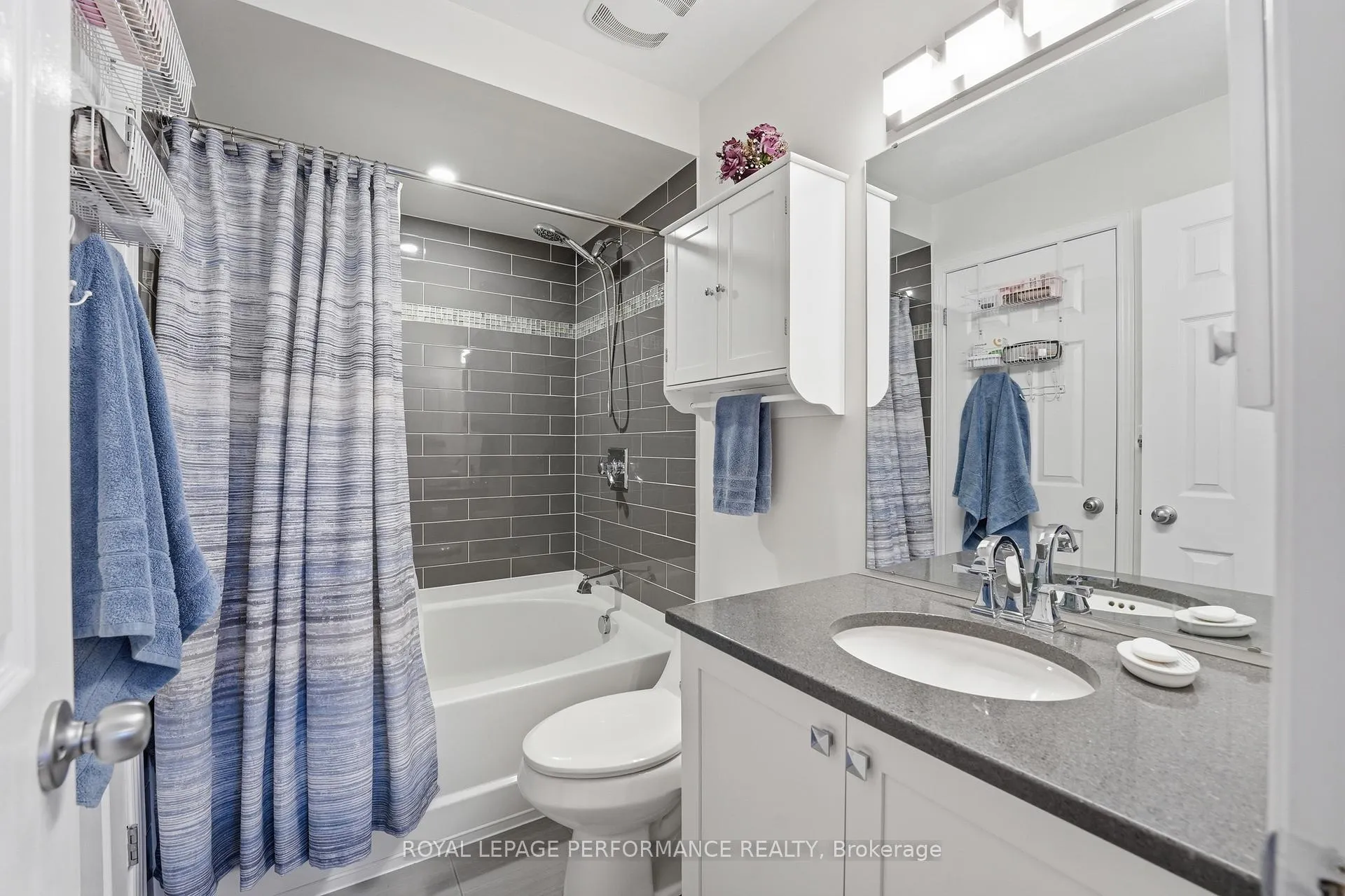 Photo 31 of 302 Galston, Ottawa, Mer Bleue/Bradley Estates/Anderson Park — HOMEH