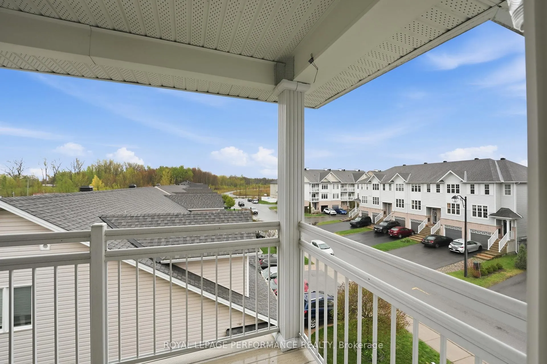 Photo 34 of 302 Galston, Ottawa, Mer Bleue/Bradley Estates/Anderson Park — HOMEH