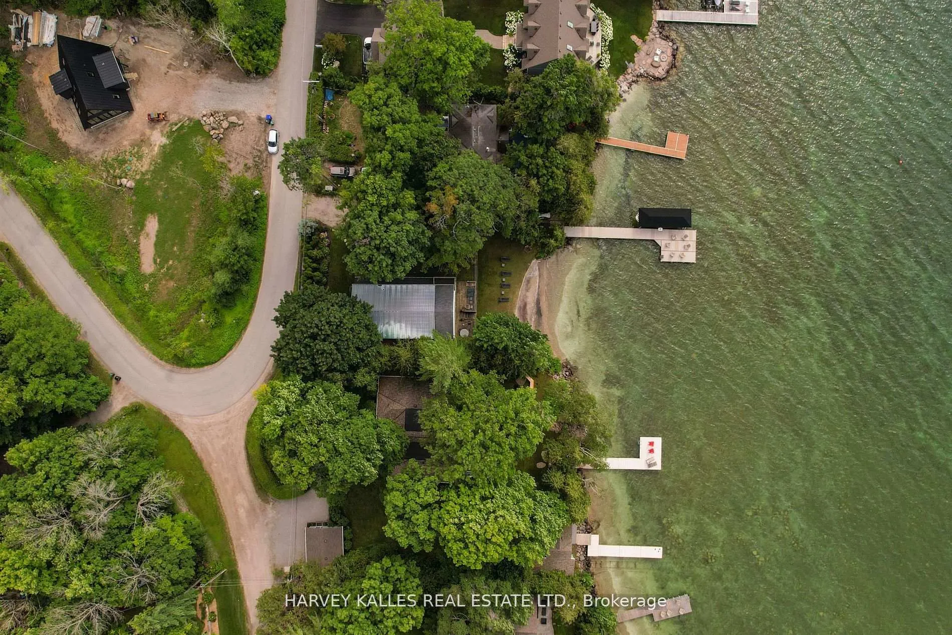 Photo 3 of 22 Gooch Park Drive, Innisfil, Rural Innisfil — HOMEH