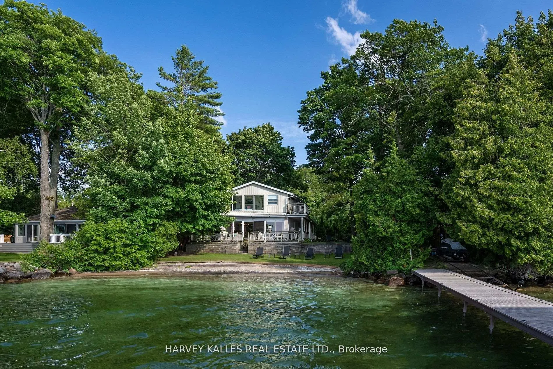 Photo 17 of 22 Gooch Park Drive, Innisfil, Rural Innisfil — HOMEH