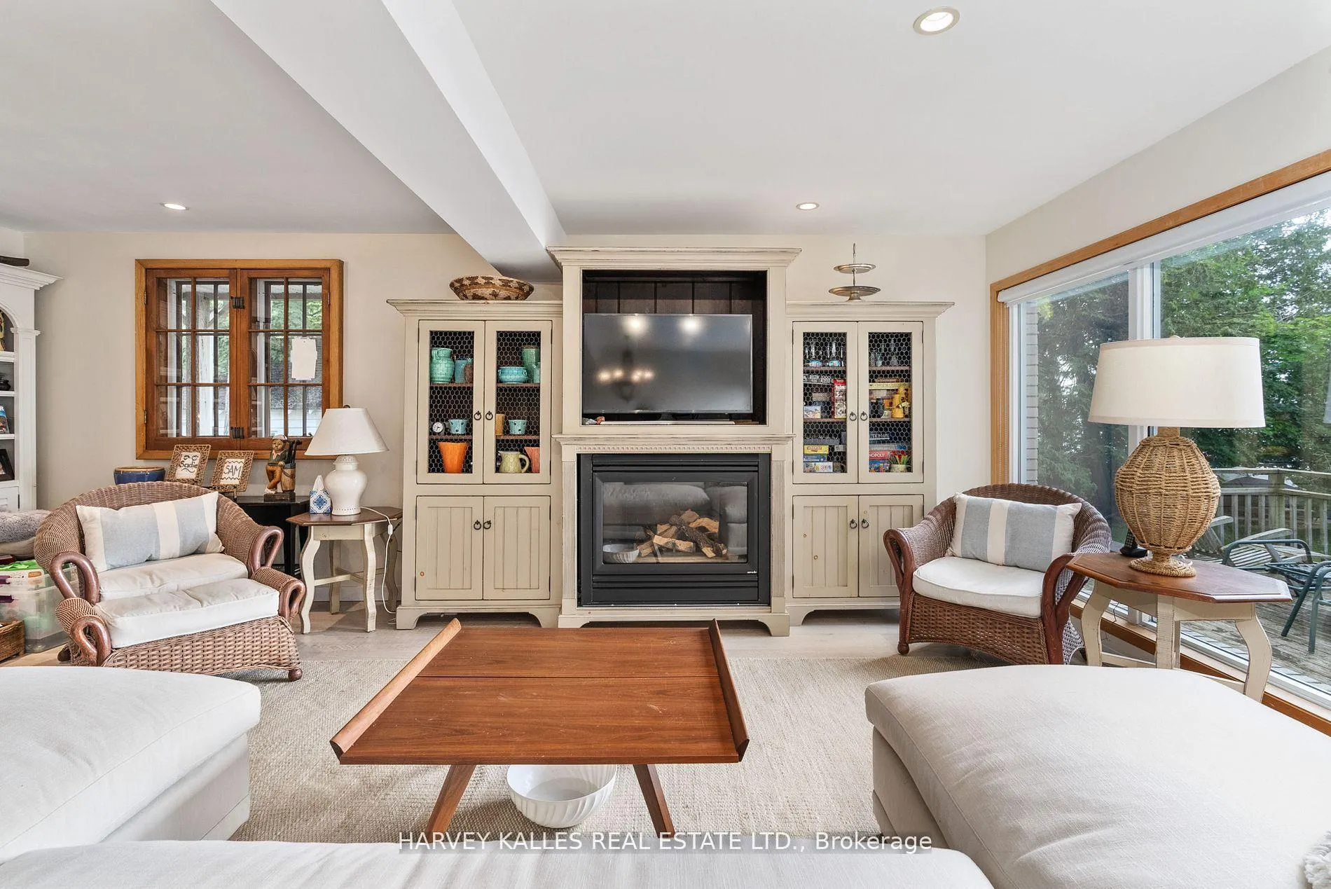 Photo 25 of 22 Gooch Park Drive, Innisfil, Rural Innisfil — HOMEH