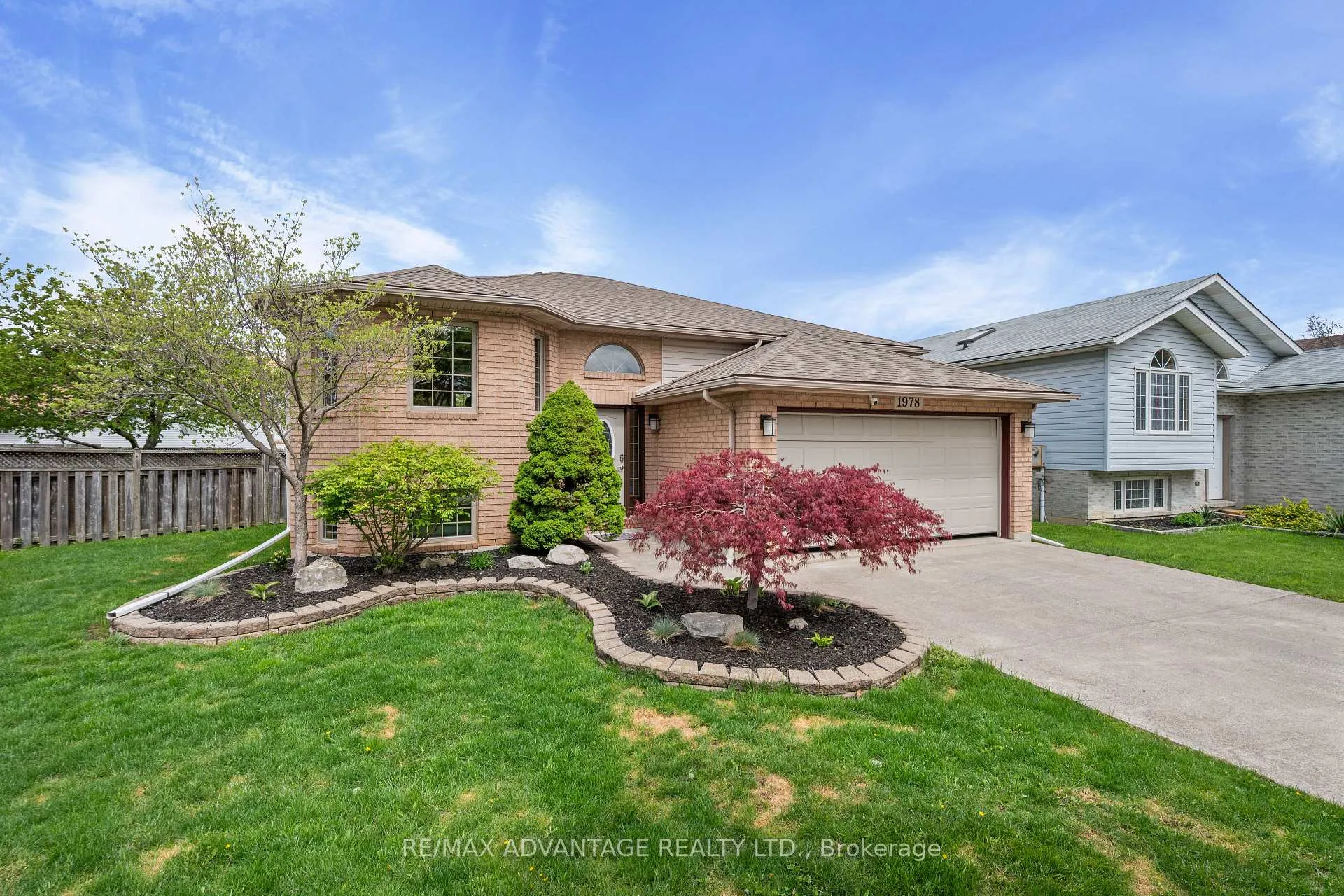 Photo 2 of 1978 Fuller Crescent, Windsor — HOMEH