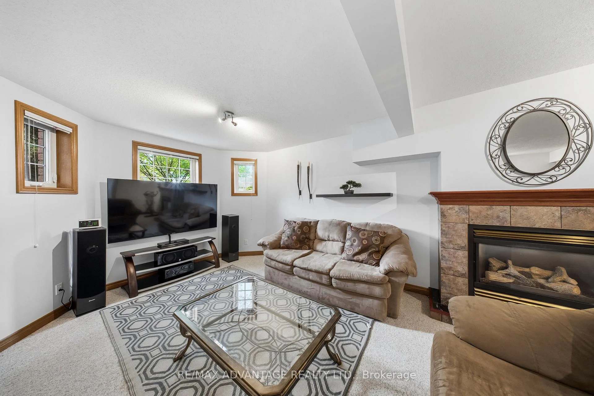 Photo 29 of 1978 Fuller Crescent, Windsor — HOMEH