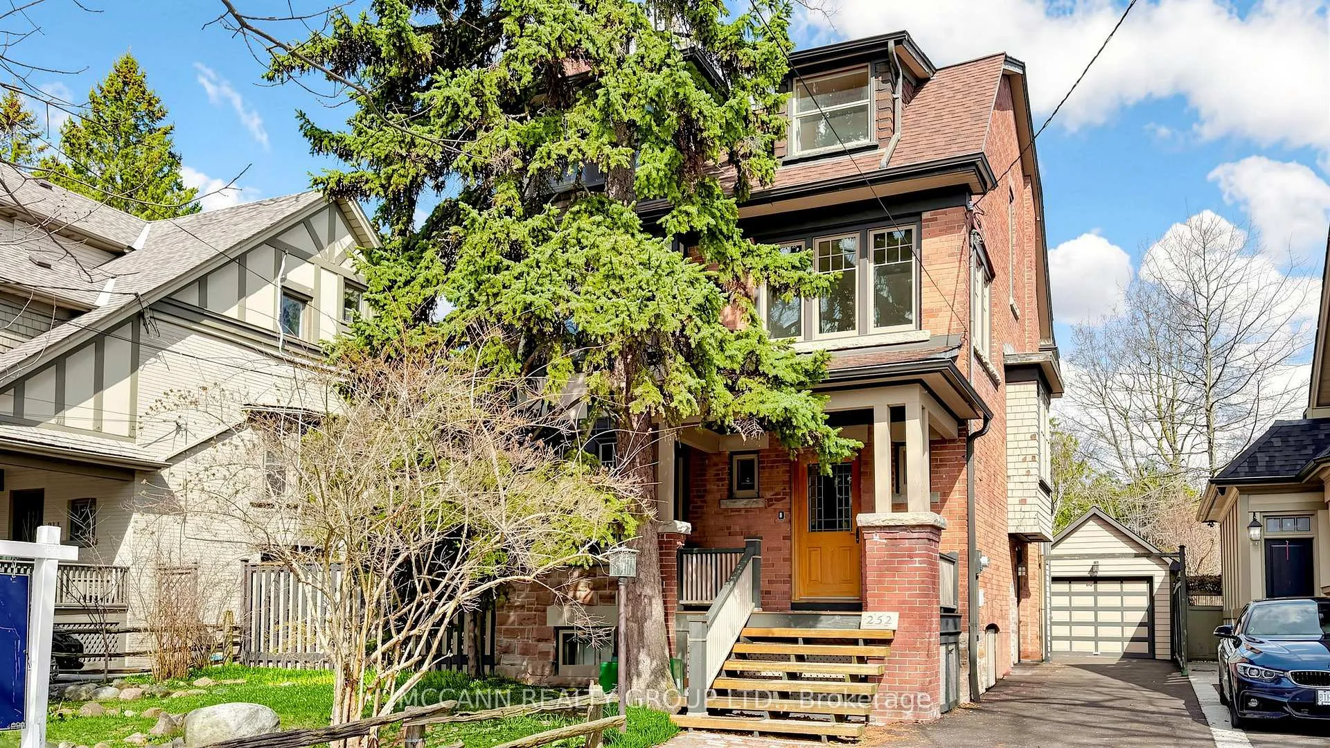 Front of 252 Sheldrake Boulevard