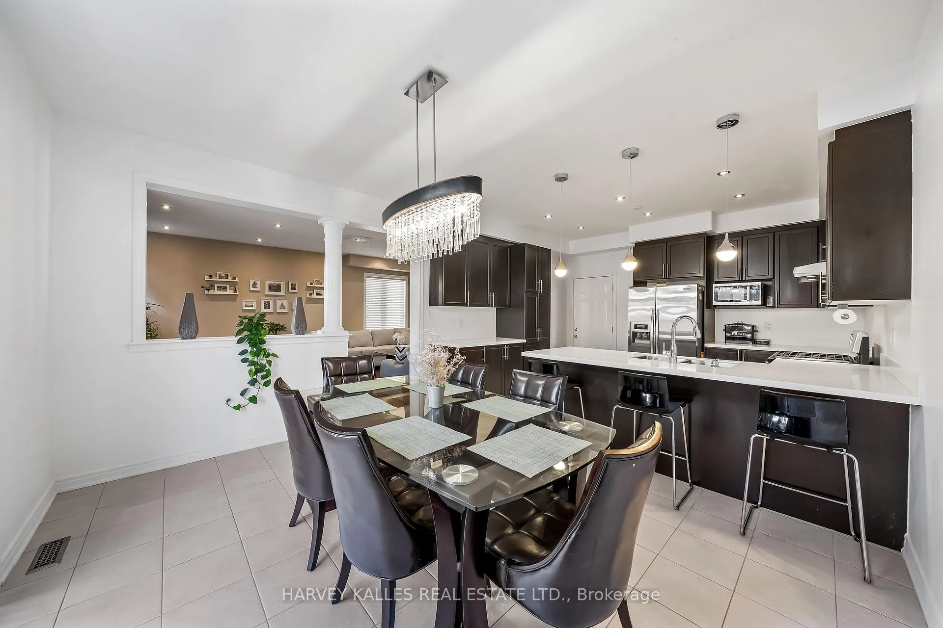 Photo 16 of 36 Boundbrook Drive, Brampton, Northwest Sandalwood Parkway — HOMEH