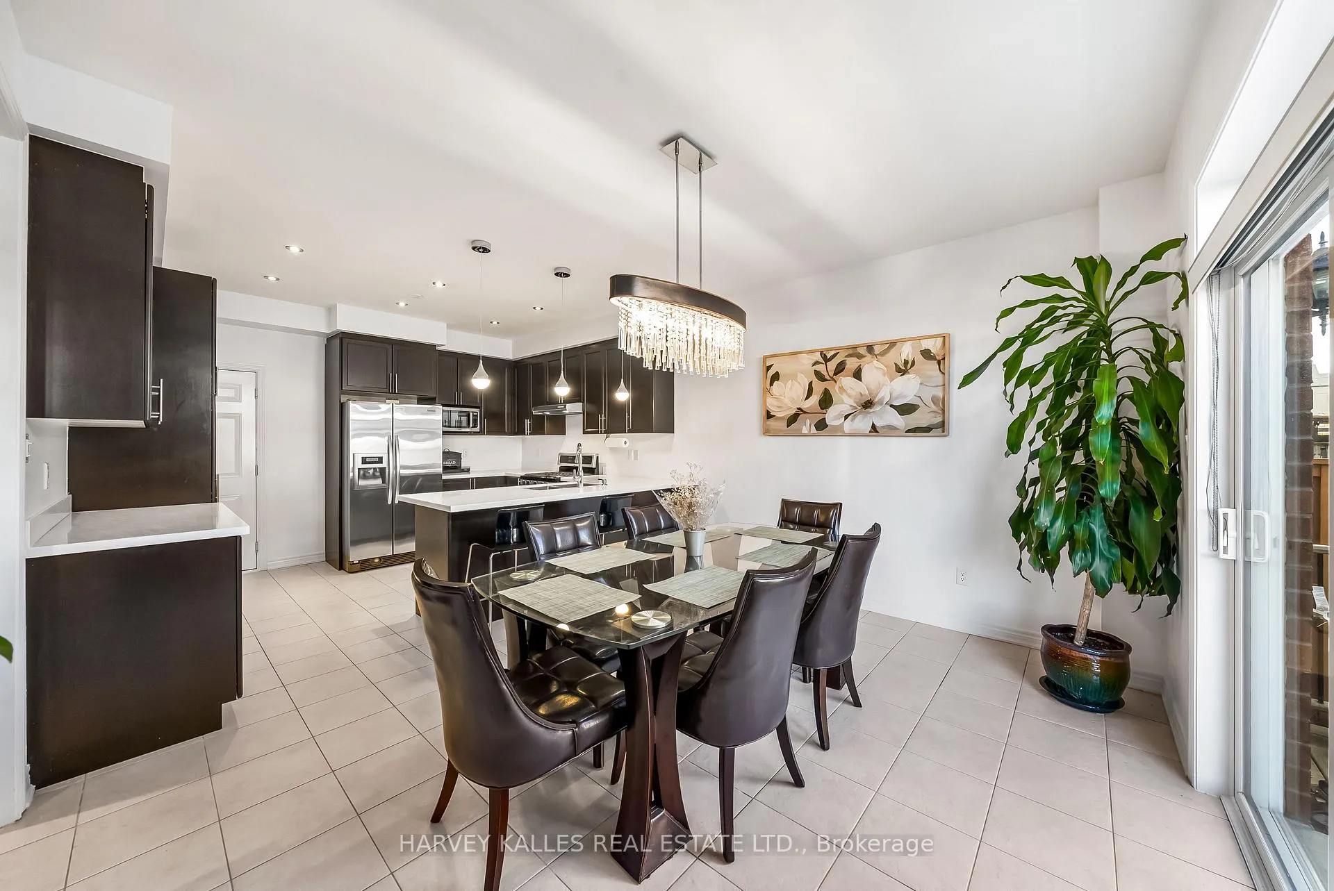 Photo 17 of 36 Boundbrook Drive, Brampton, Northwest Sandalwood Parkway — HOMEH
