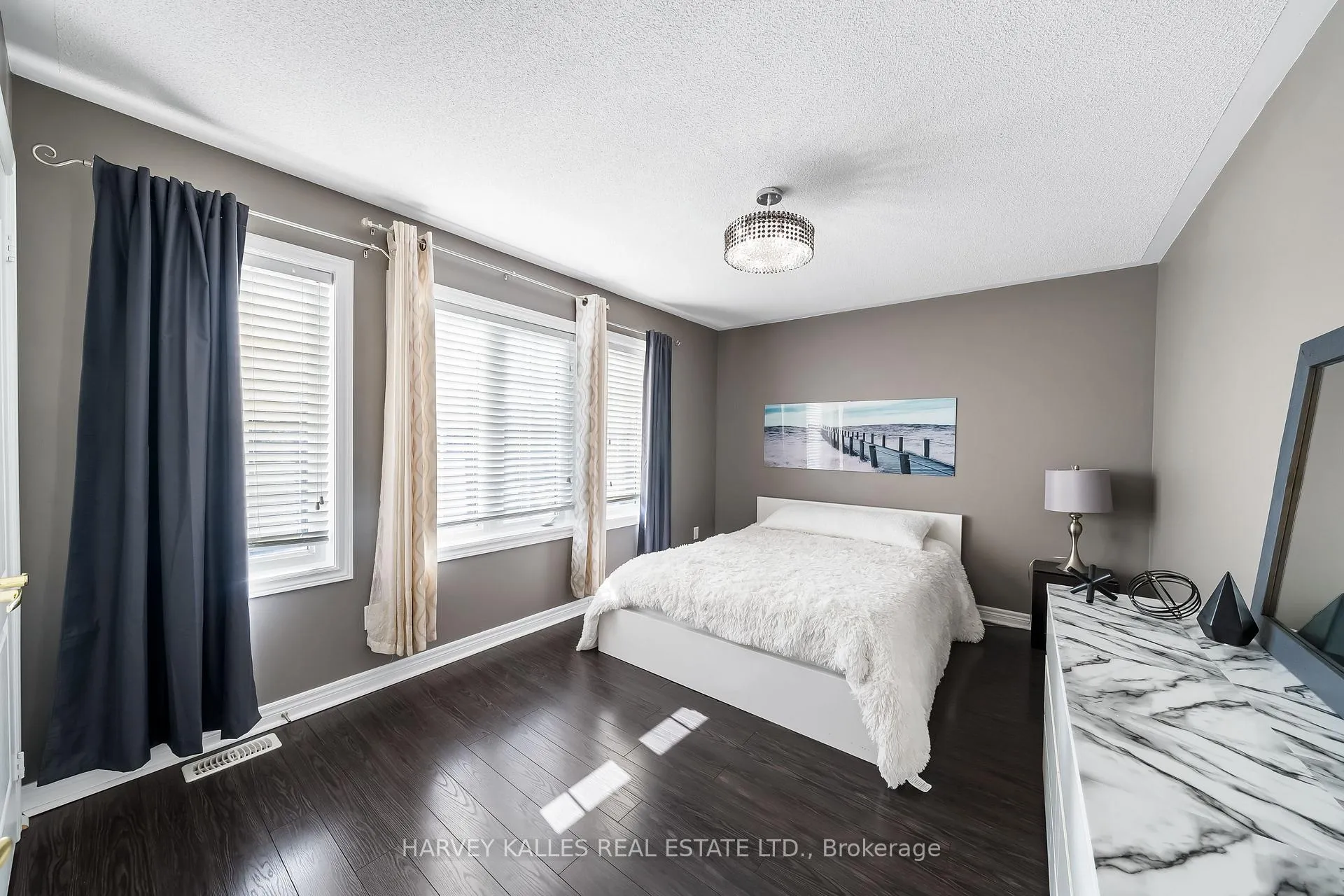 Photo 21 of 36 Boundbrook Drive, Brampton, Northwest Sandalwood Parkway — HOMEH