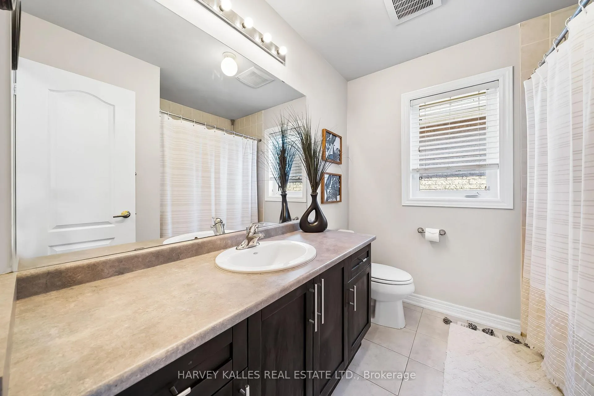 Photo 31 of 36 Boundbrook Drive, Brampton, Northwest Sandalwood Parkway — HOMEH