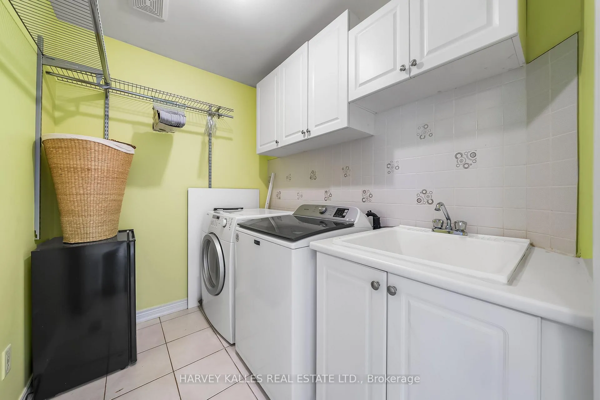 Photo 32 of 36 Boundbrook Drive, Brampton, Northwest Sandalwood Parkway — HOMEH