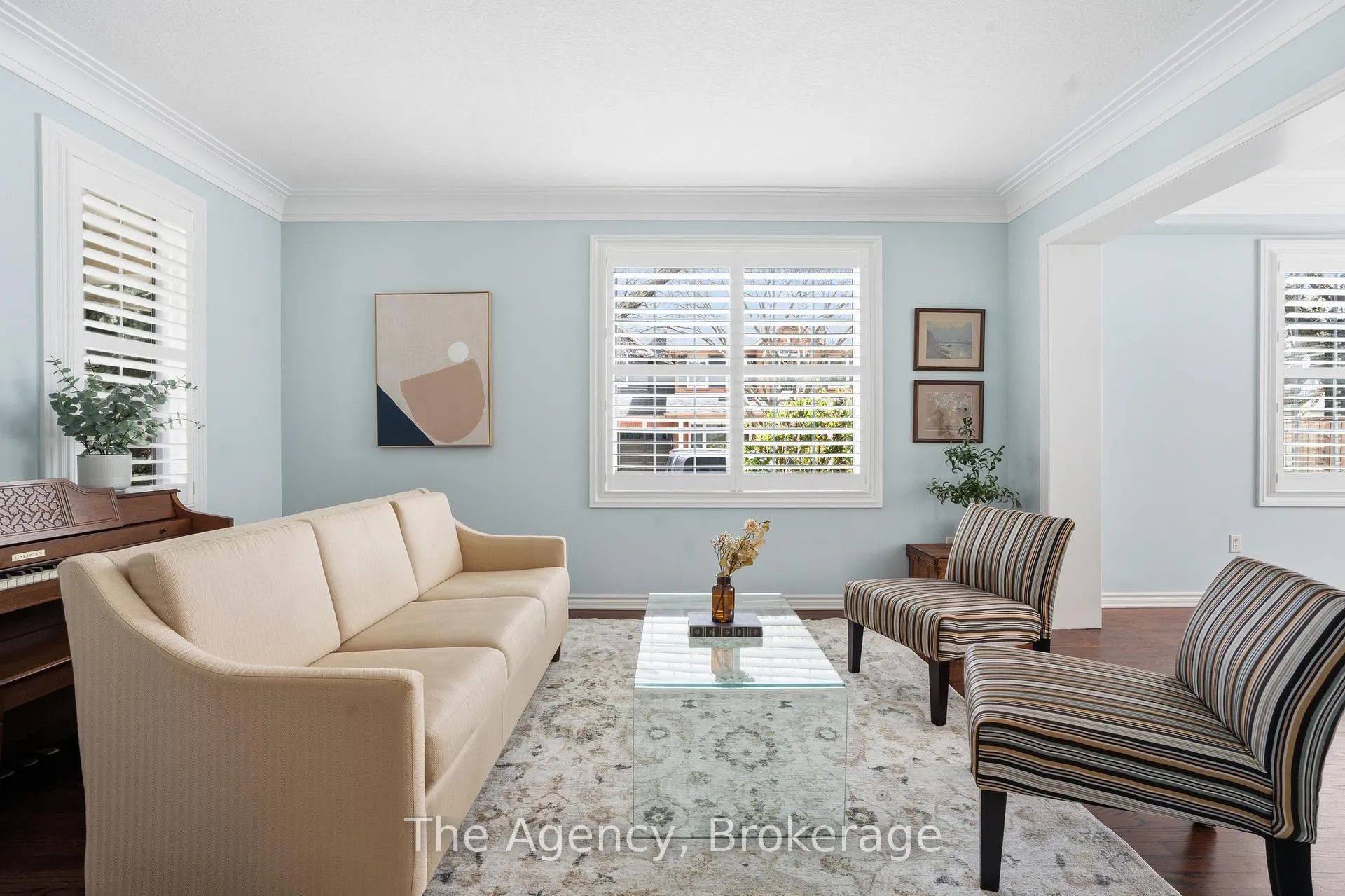 Photo 9 of 2112 Novis Way, Burlington, Orchard — HOMEH