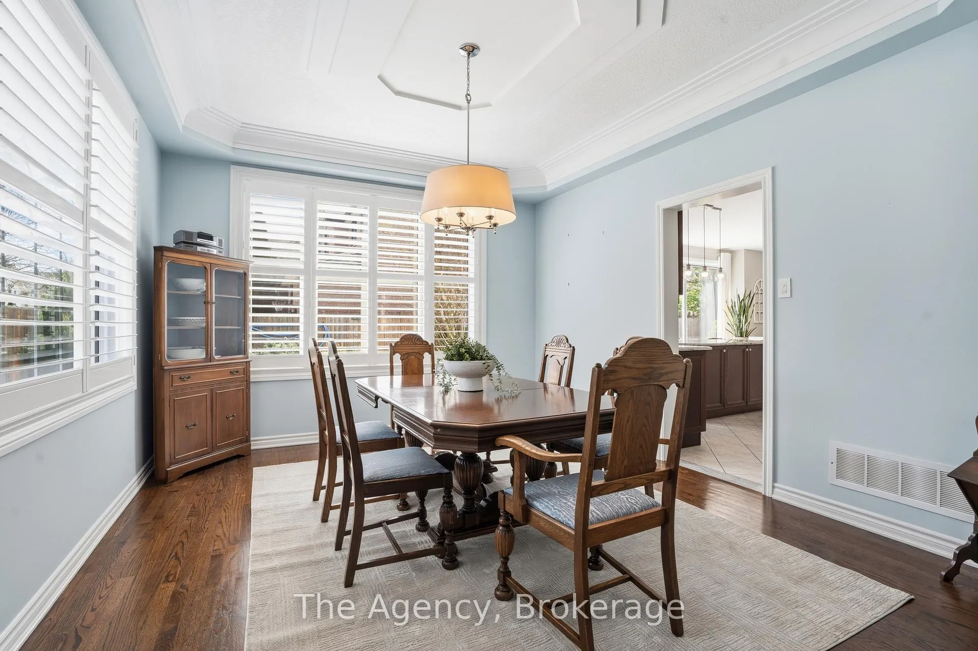 Photo 12 of 2112 Novis Way, Burlington, Orchard — HOMEH