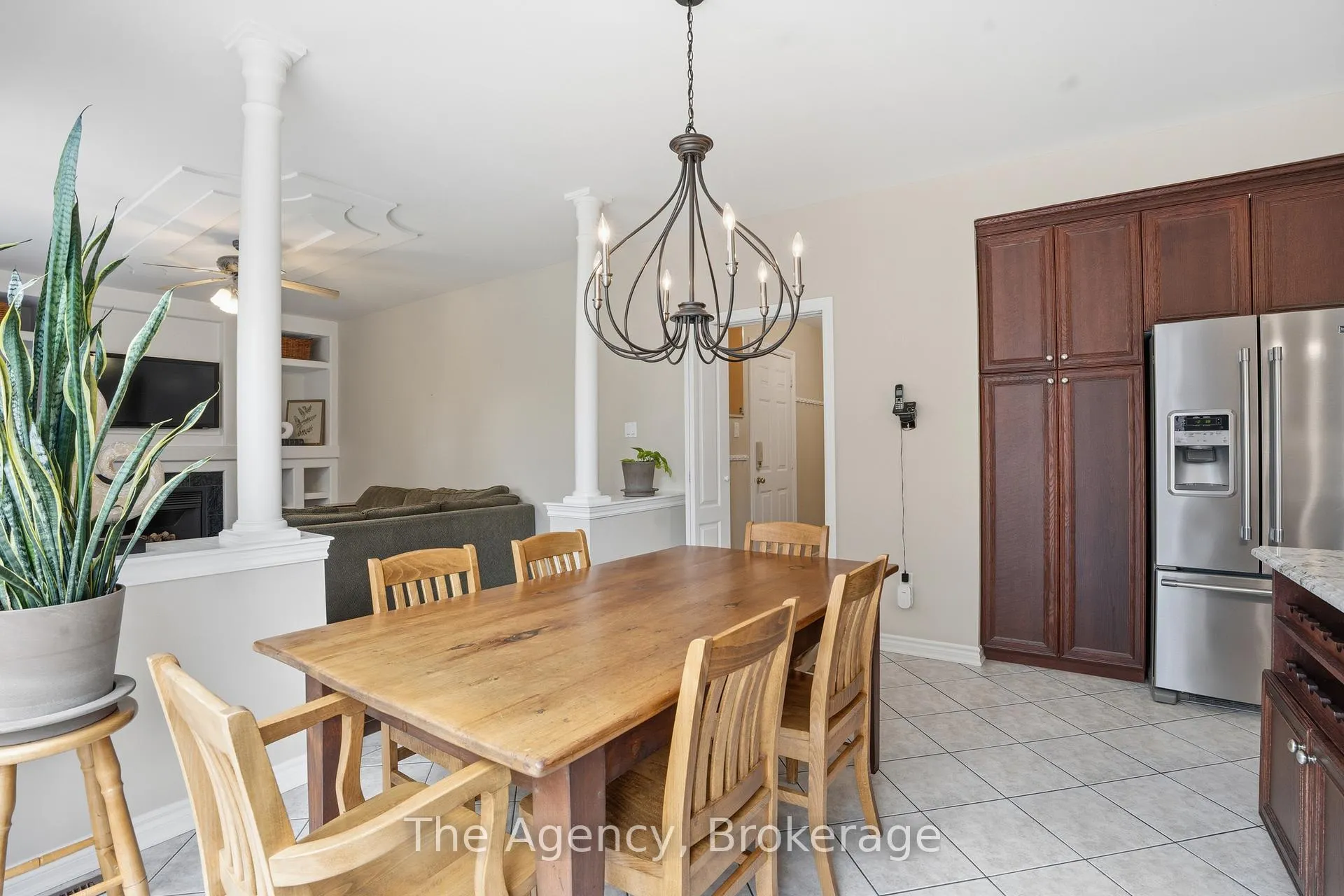 Photo 18 of 2112 Novis Way, Burlington, Orchard — HOMEH