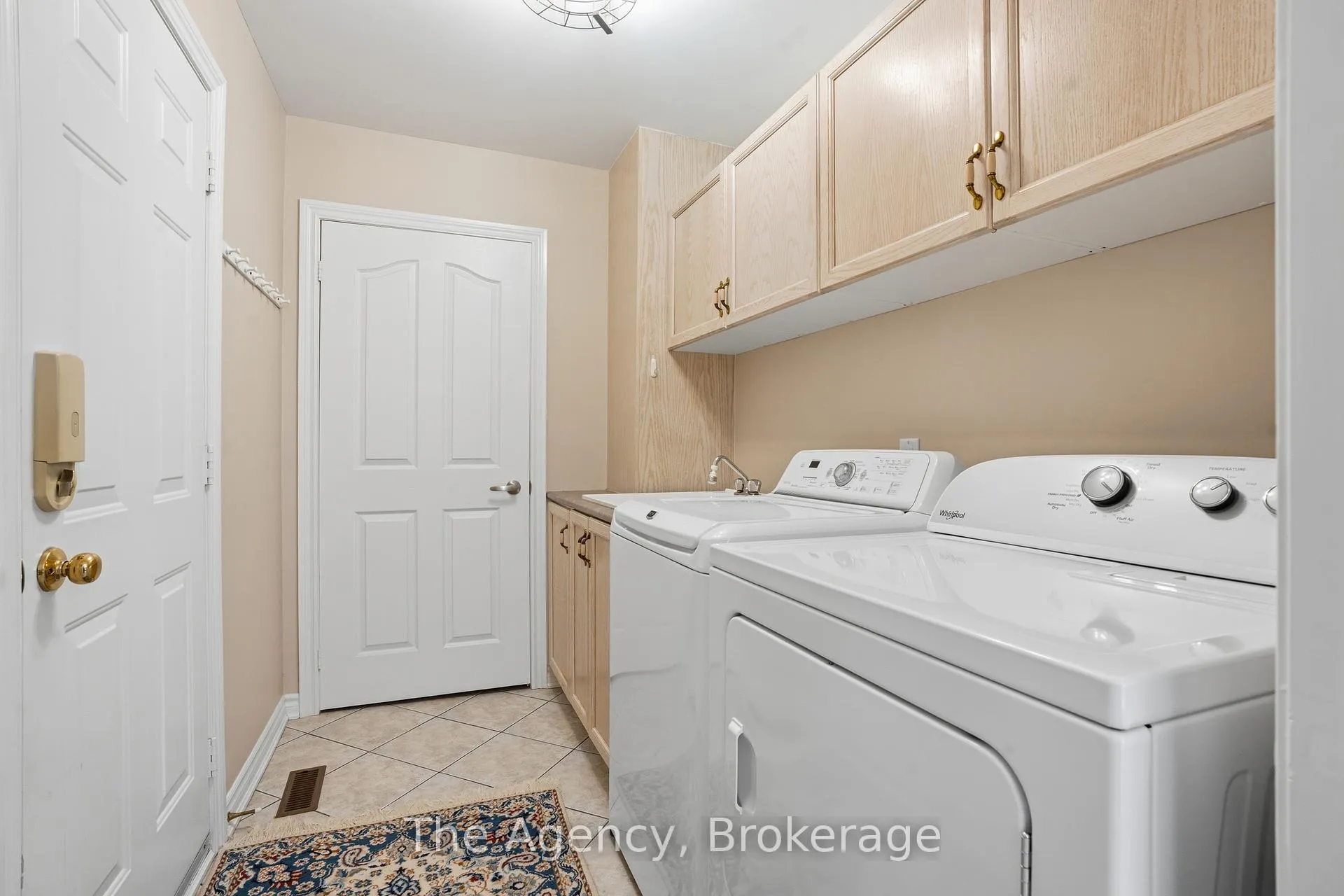 Photo 31 of 2112 Novis Way, Burlington, Orchard — HOMEH