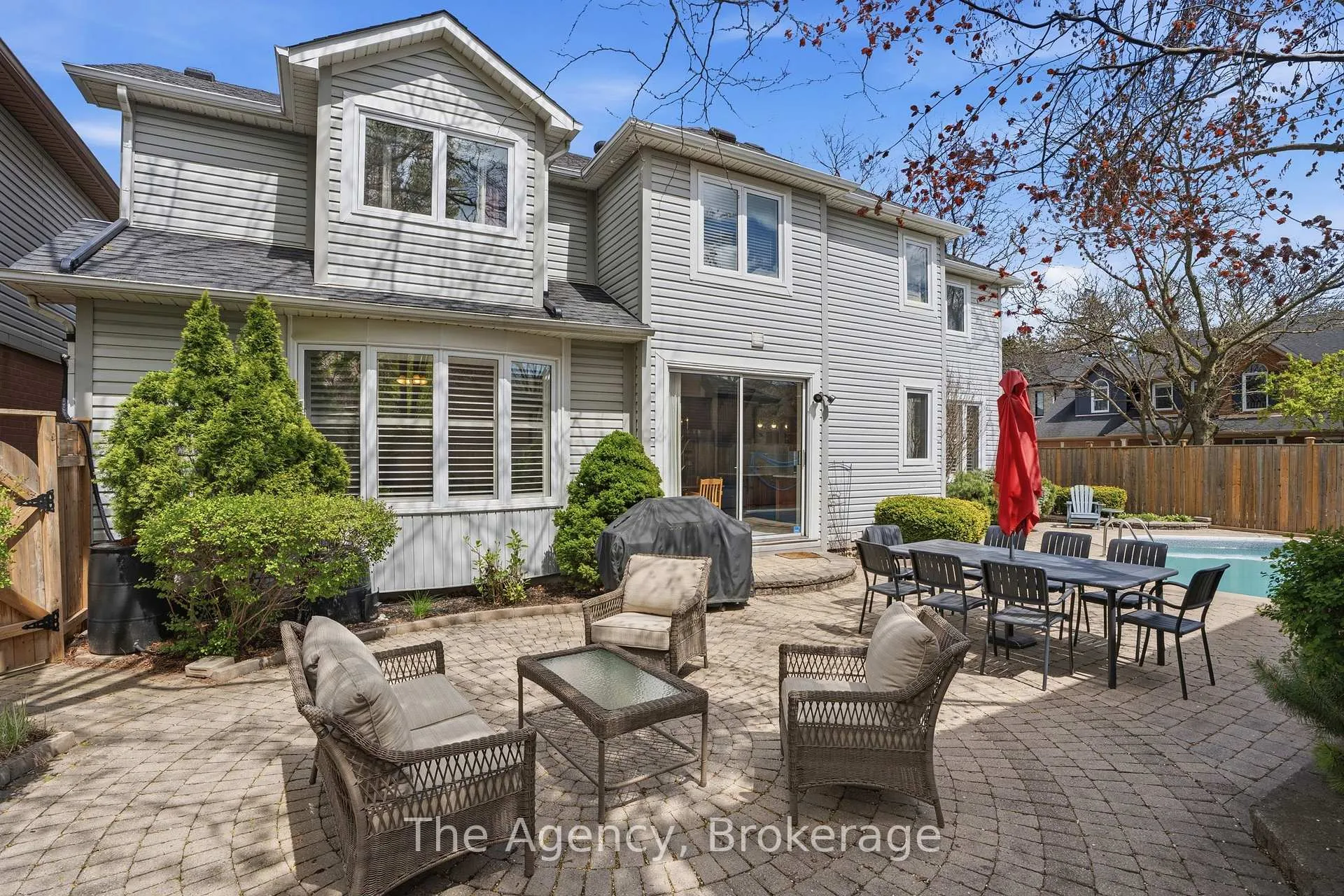 Photo 39 of 2112 Novis Way, Burlington, Orchard — HOMEH