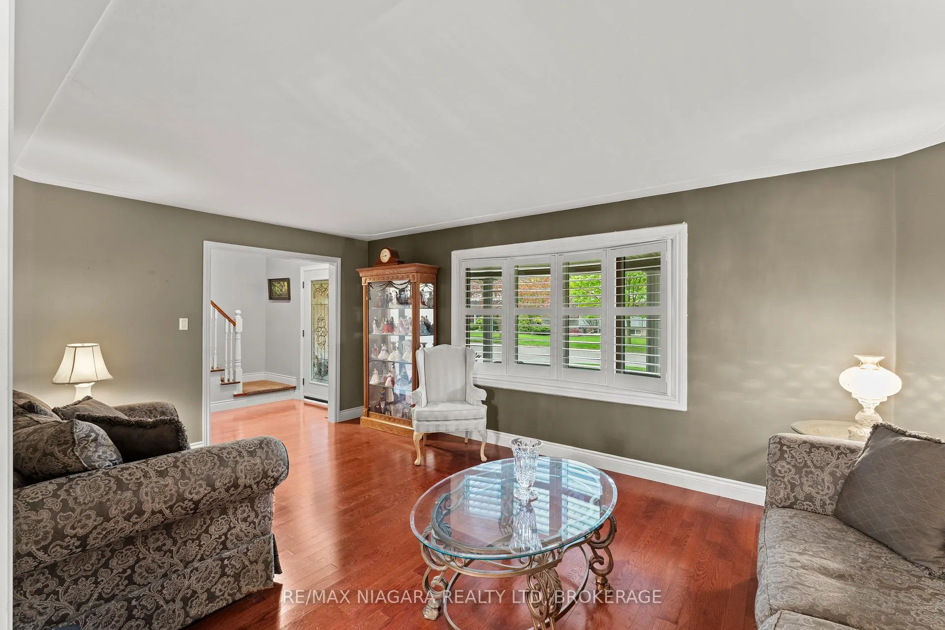 Photo 11 of 67 Dalewood Drive, Kitchener — HOMEH