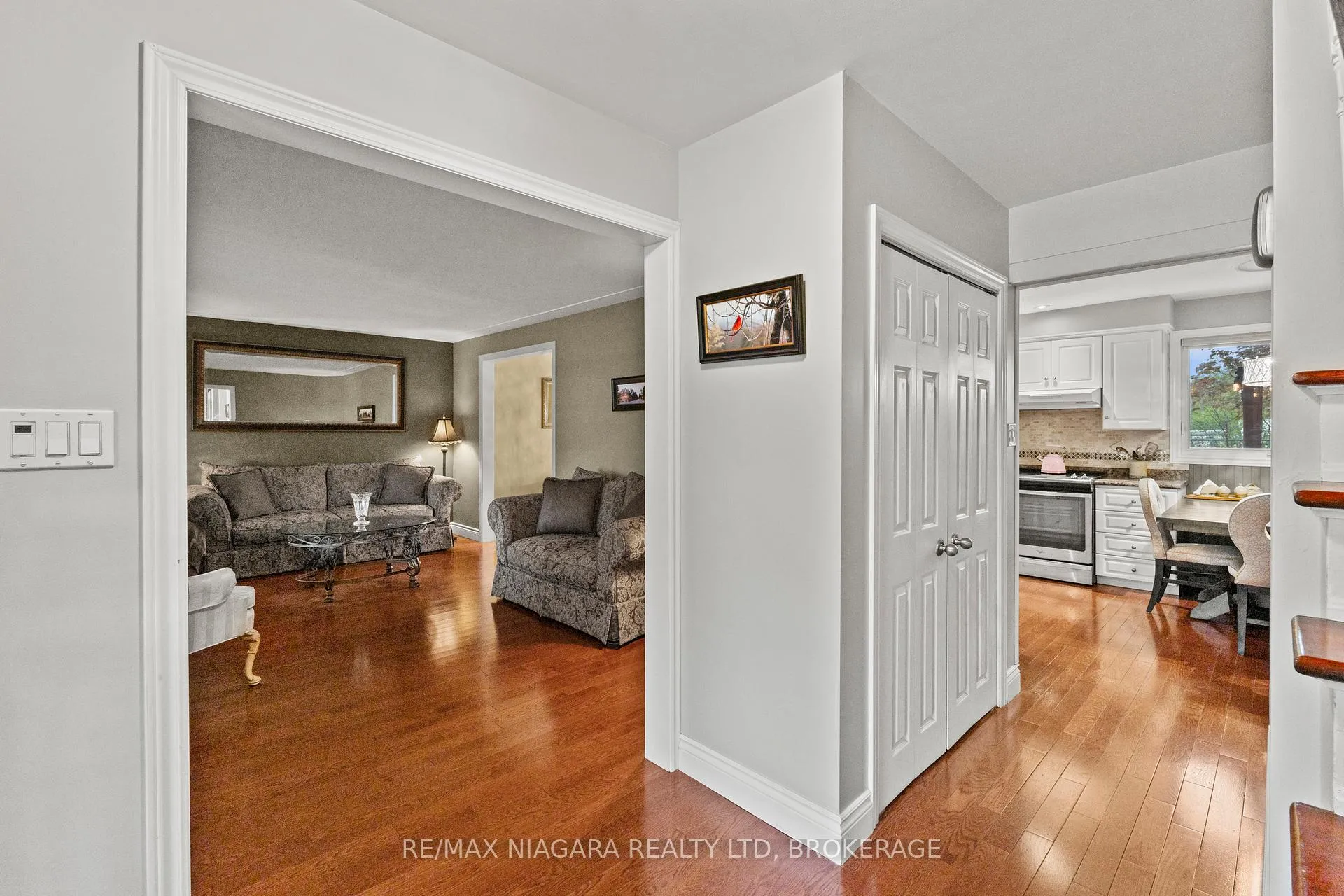 Photo 15 of 67 Dalewood Drive, Kitchener — HOMEH