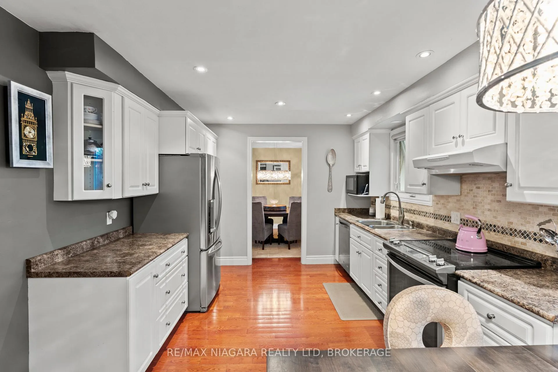 Photo 16 of 67 Dalewood Drive, Kitchener — HOMEH