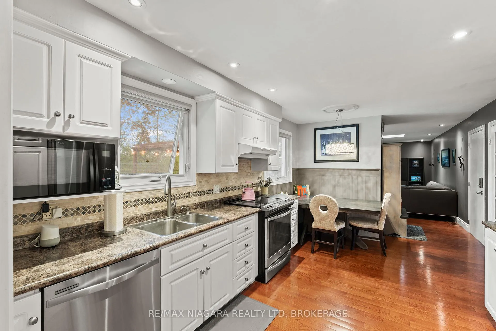 Photo 18 of 67 Dalewood Drive, Kitchener — HOMEH