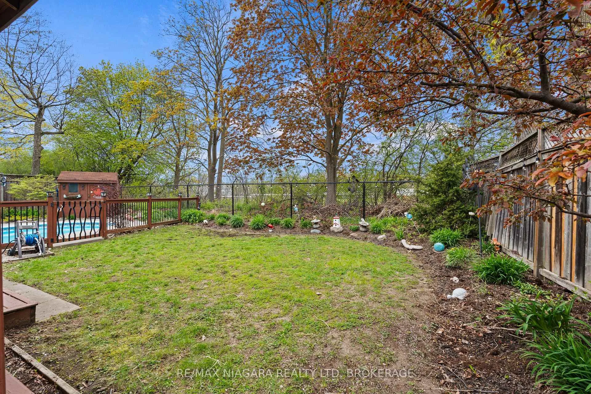 Photo 43 of 67 Dalewood Drive, Kitchener — HOMEH