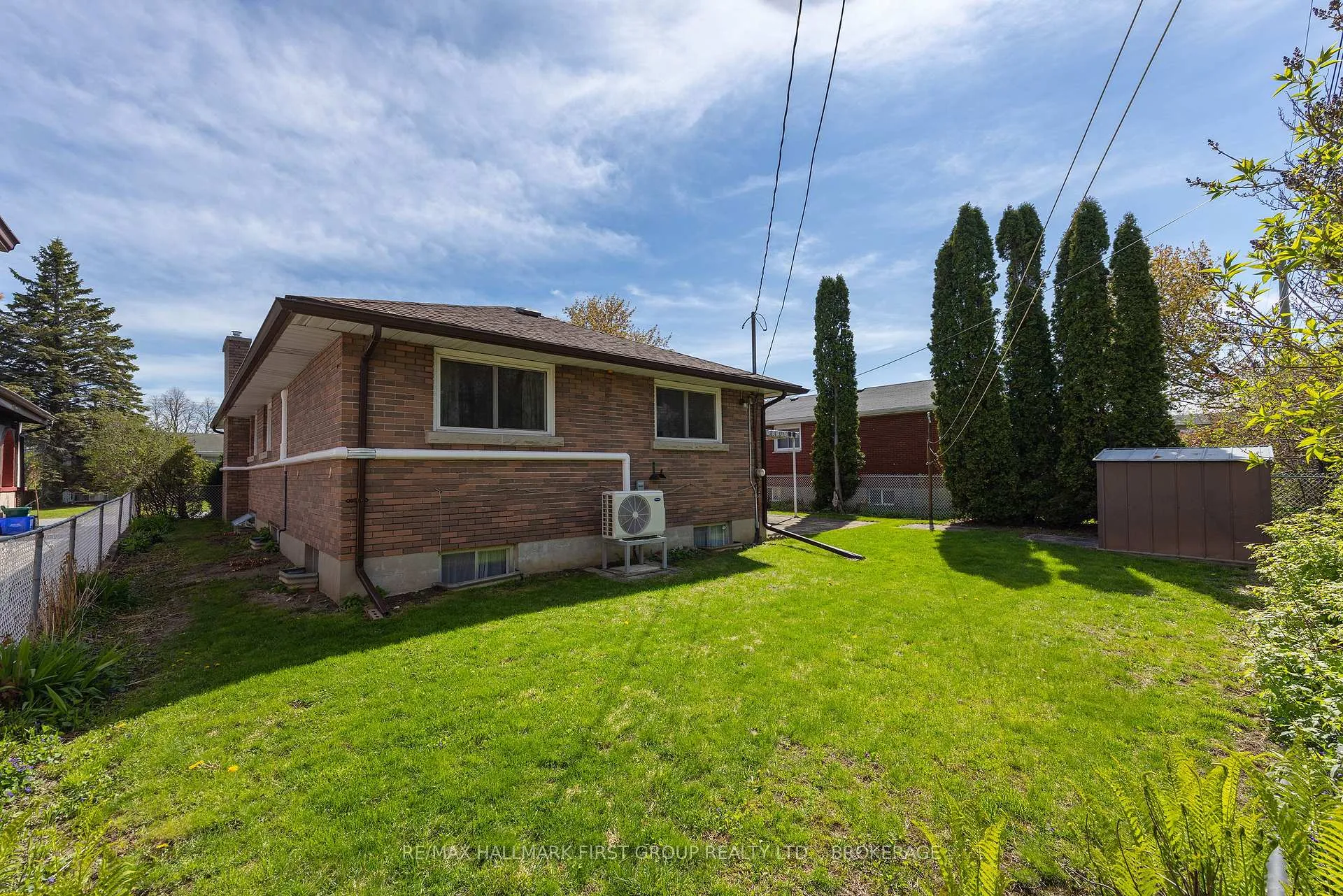 Photo 3 of 71 Morenz Crescent, Kingston, Rideau — HOMEH