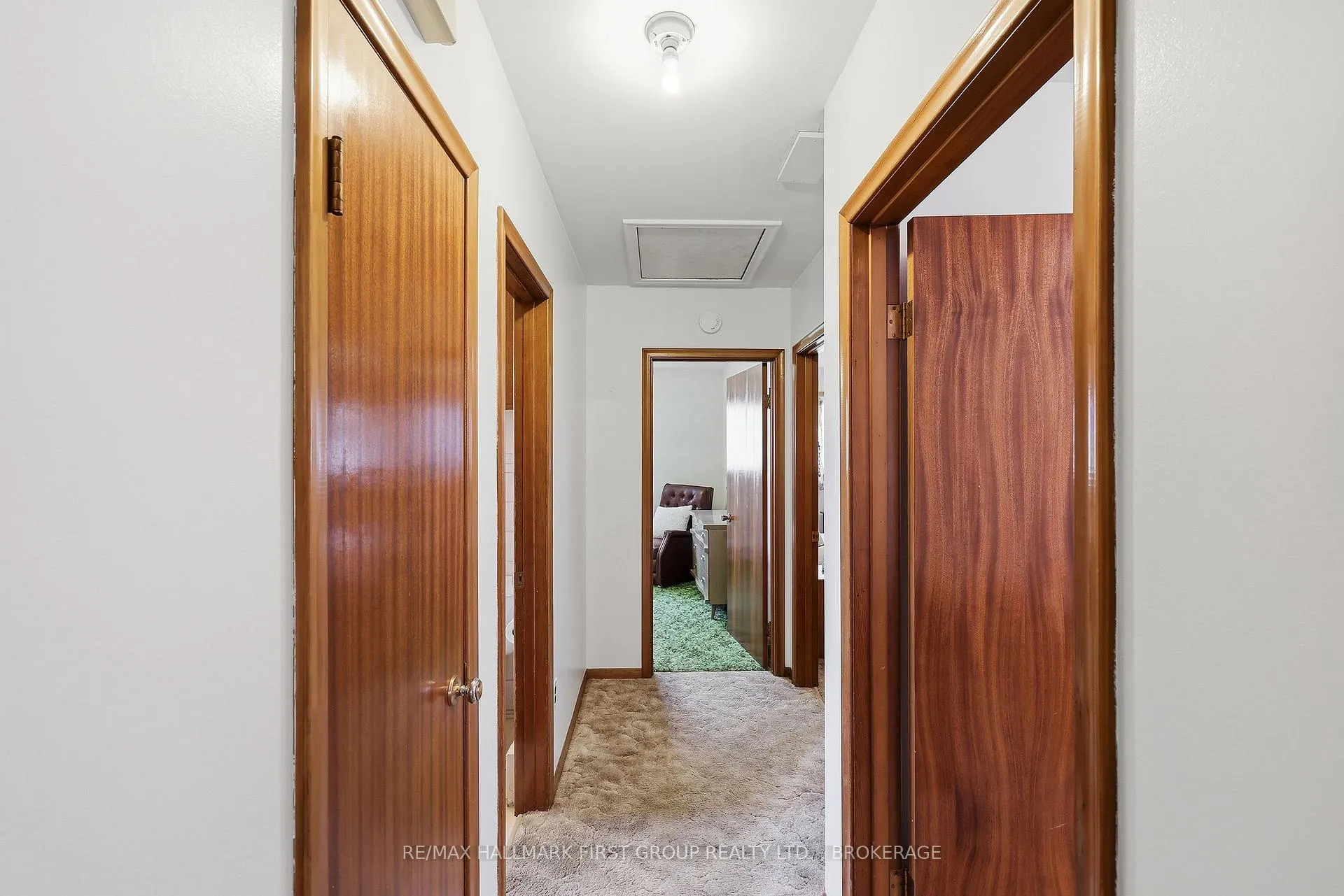 Photo 17 of 71 Morenz Crescent, Kingston, Rideau — HOMEH