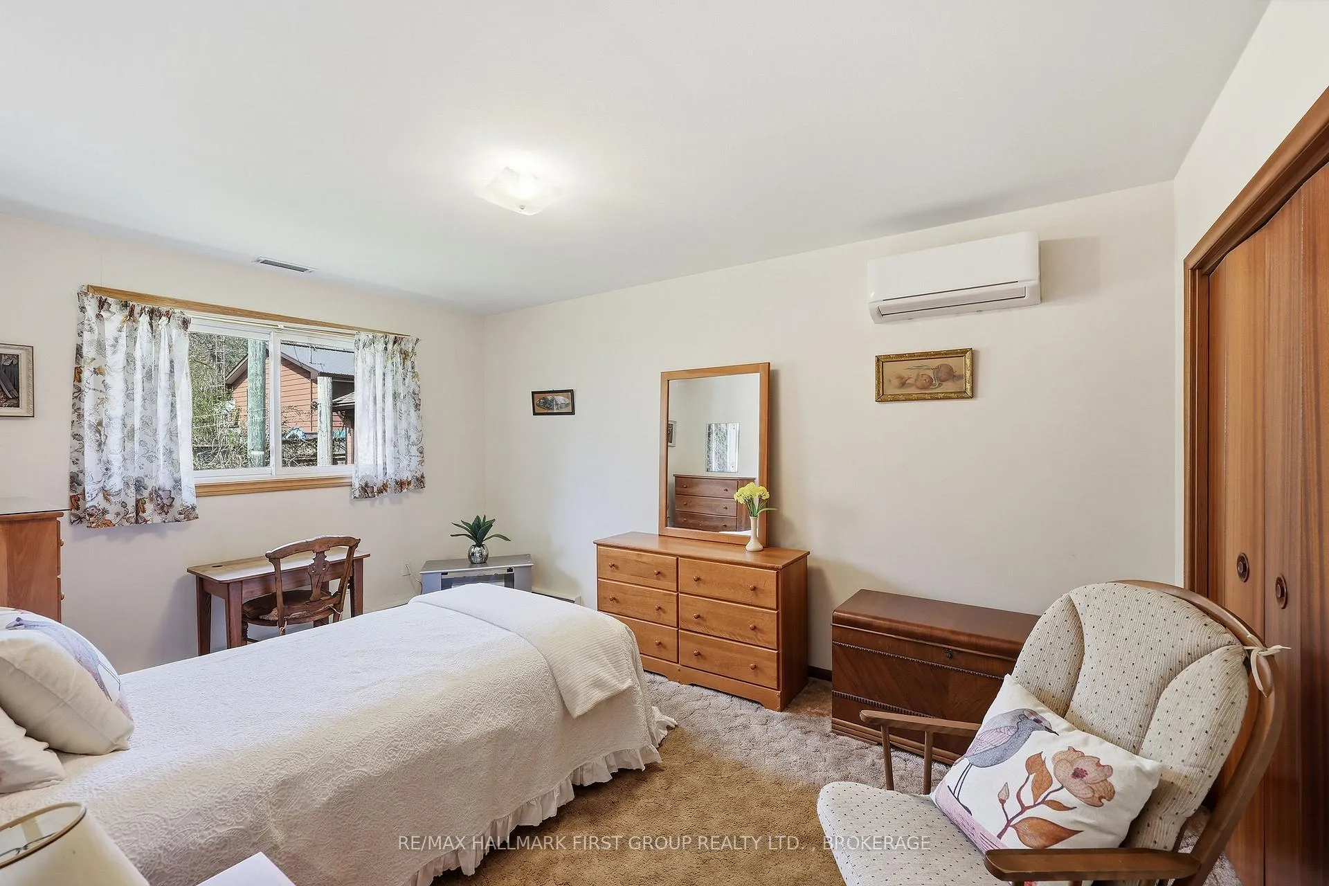 Photo 18 of 71 Morenz Crescent, Kingston, Rideau — HOMEH