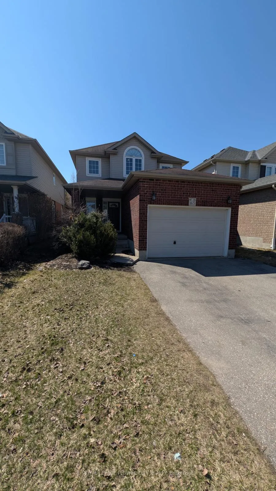 Photo 3 of 165 Cranbrook Street, Kitchener — HOMEH
