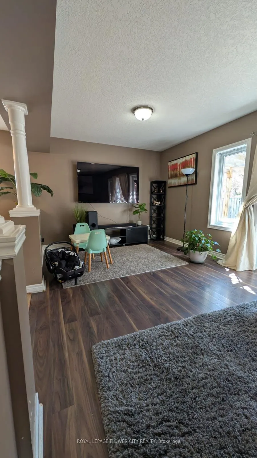 Photo 4 of 165 Cranbrook Street, Kitchener — HOMEH