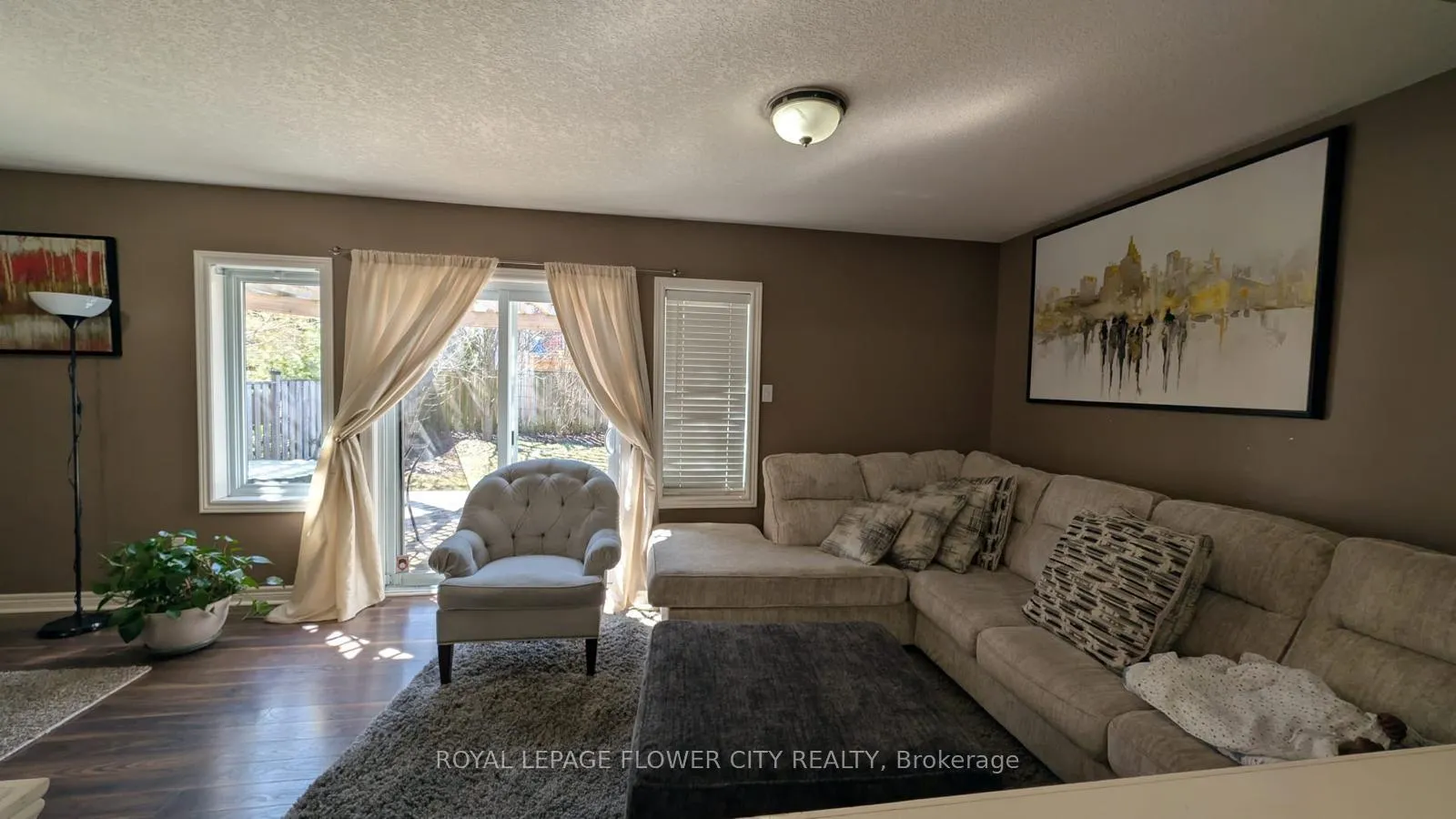 Photo 9 of 165 Cranbrook Street, Kitchener — HOMEH