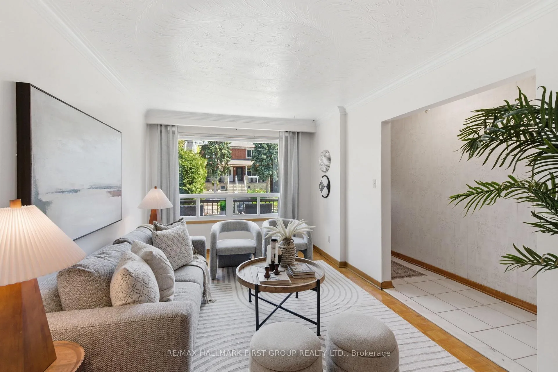 Photo 5 of 152 Mcroberts Avenue, Toronto, Corso Italia-Davenport — HOMEH