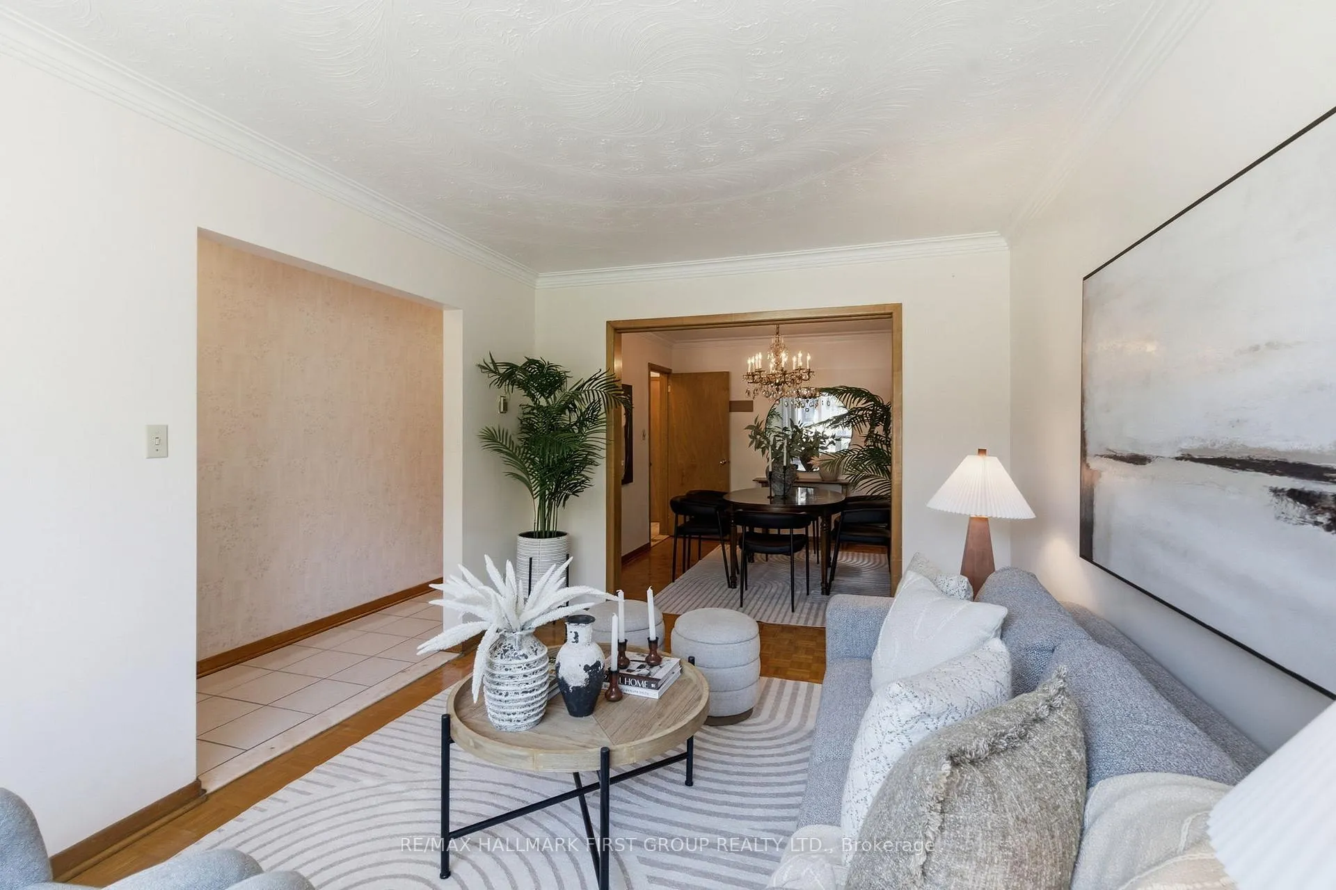 Photo 7 of 152 Mcroberts Avenue, Toronto, Corso Italia-Davenport — HOMEH