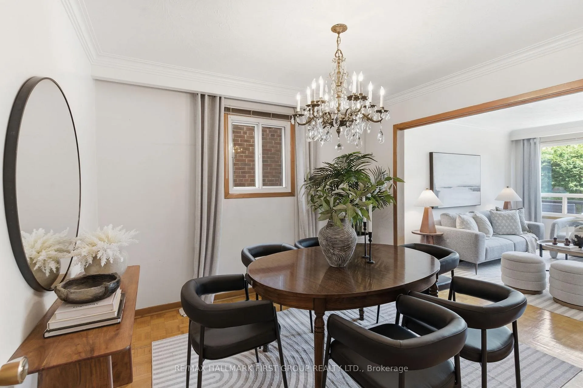 Photo 8 of 152 Mcroberts Avenue, Toronto, Corso Italia-Davenport — HOMEH