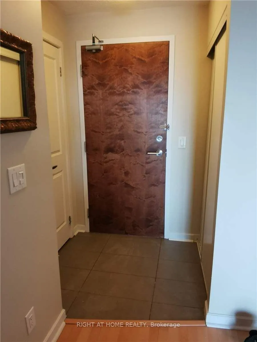 Photo 4 of Unit 512, 1235 Bayly Street, Pickering, Bay Ridges — HOMEH