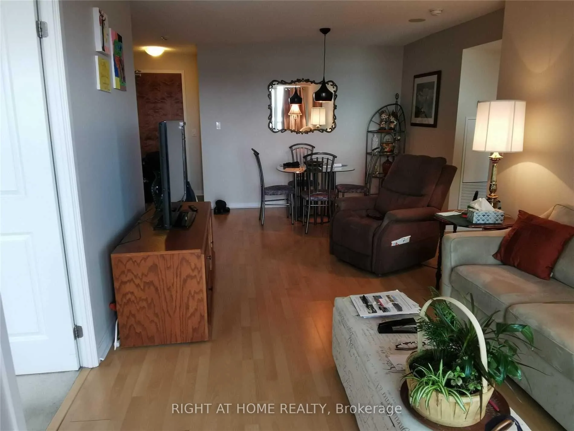 Photo 7 of Unit 512, 1235 Bayly Street, Pickering, Bay Ridges — HOMEH