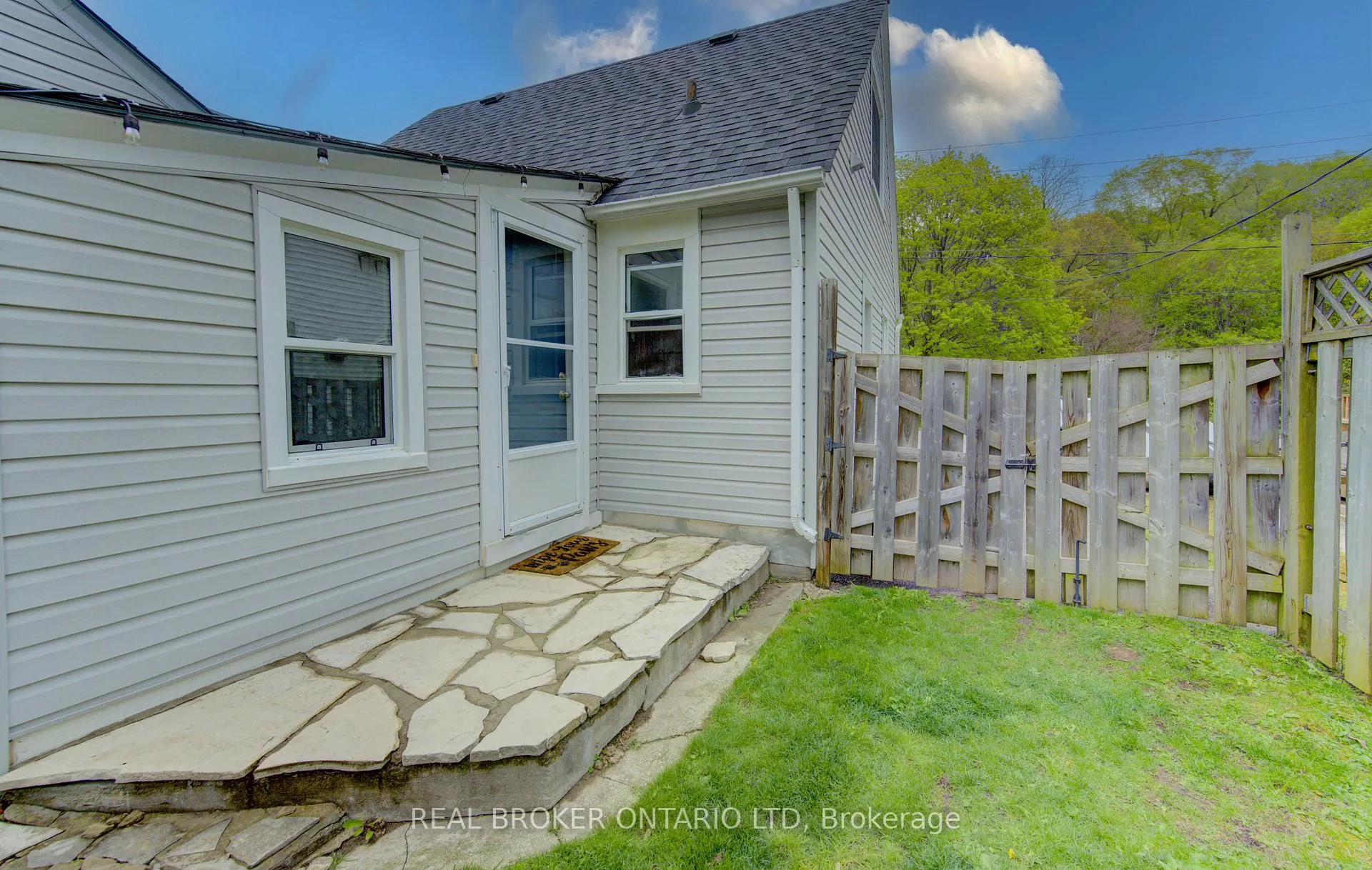 Photo 45 of 150 Strathcona Street, Cambridge — HOMEH