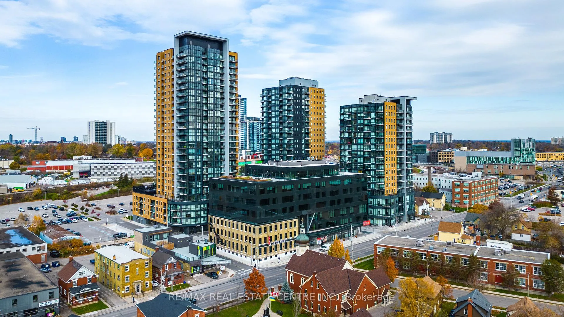 Photo 2 of Unit 810, 108 Garment Street, Waterloo — HOMEH
