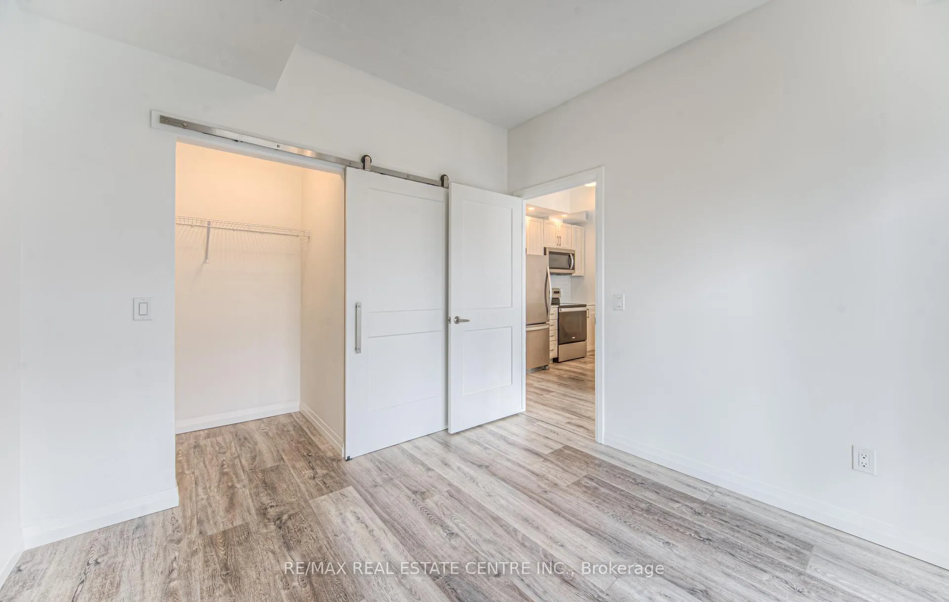 Photo 15 of Unit 810, 108 Garment Street, Waterloo — HOMEH