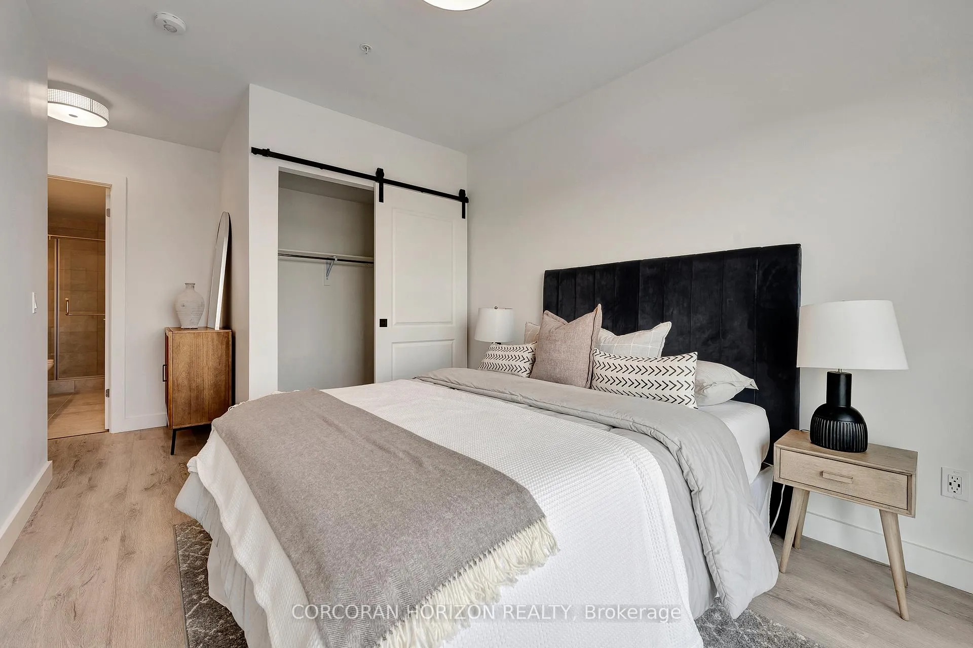 Photo 33 of Unit 1511, 15 Glebe Street, Cambridge, St. Andrews Estates — HOMEH