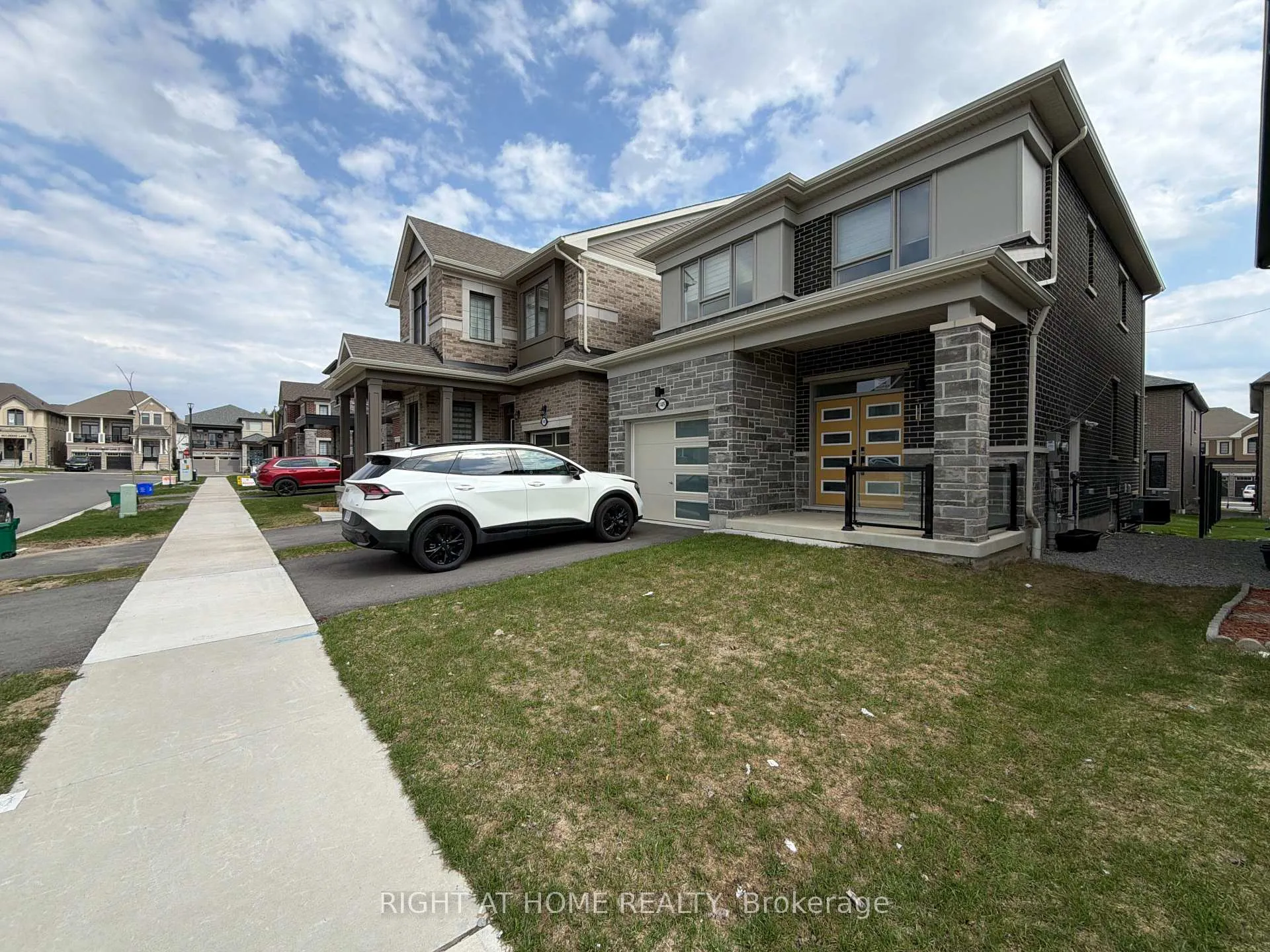Photo 2 of Unit BASEMENT, 1489 Hawktail Path, Pickering, Rural Pickering — HOMEH