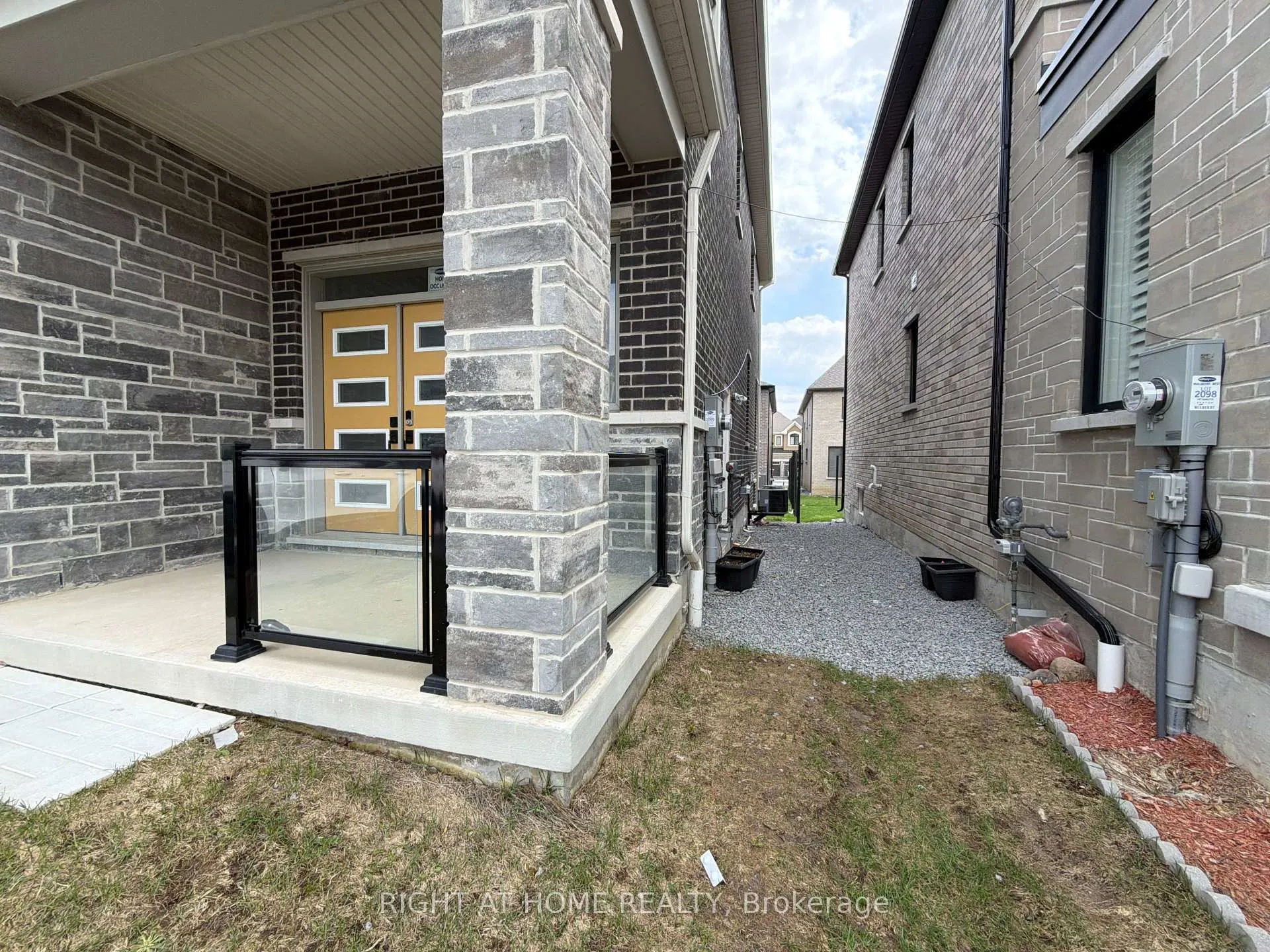 Photo 3 of Unit BASEMENT, 1489 Hawktail Path, Pickering, Rural Pickering — HOMEH