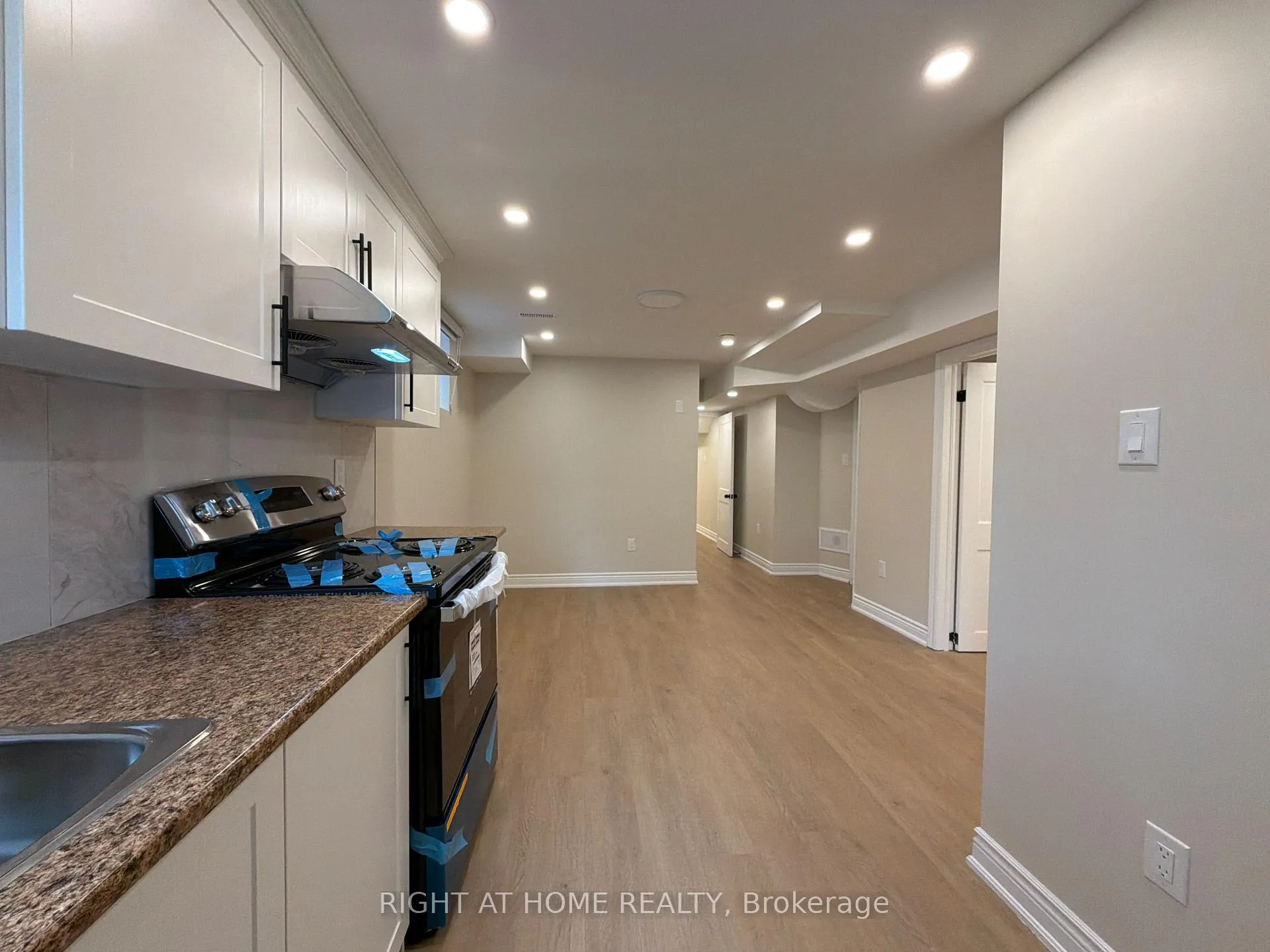 Photo 10 of Unit BASEMENT, 1489 Hawktail Path, Pickering, Rural Pickering — HOMEH